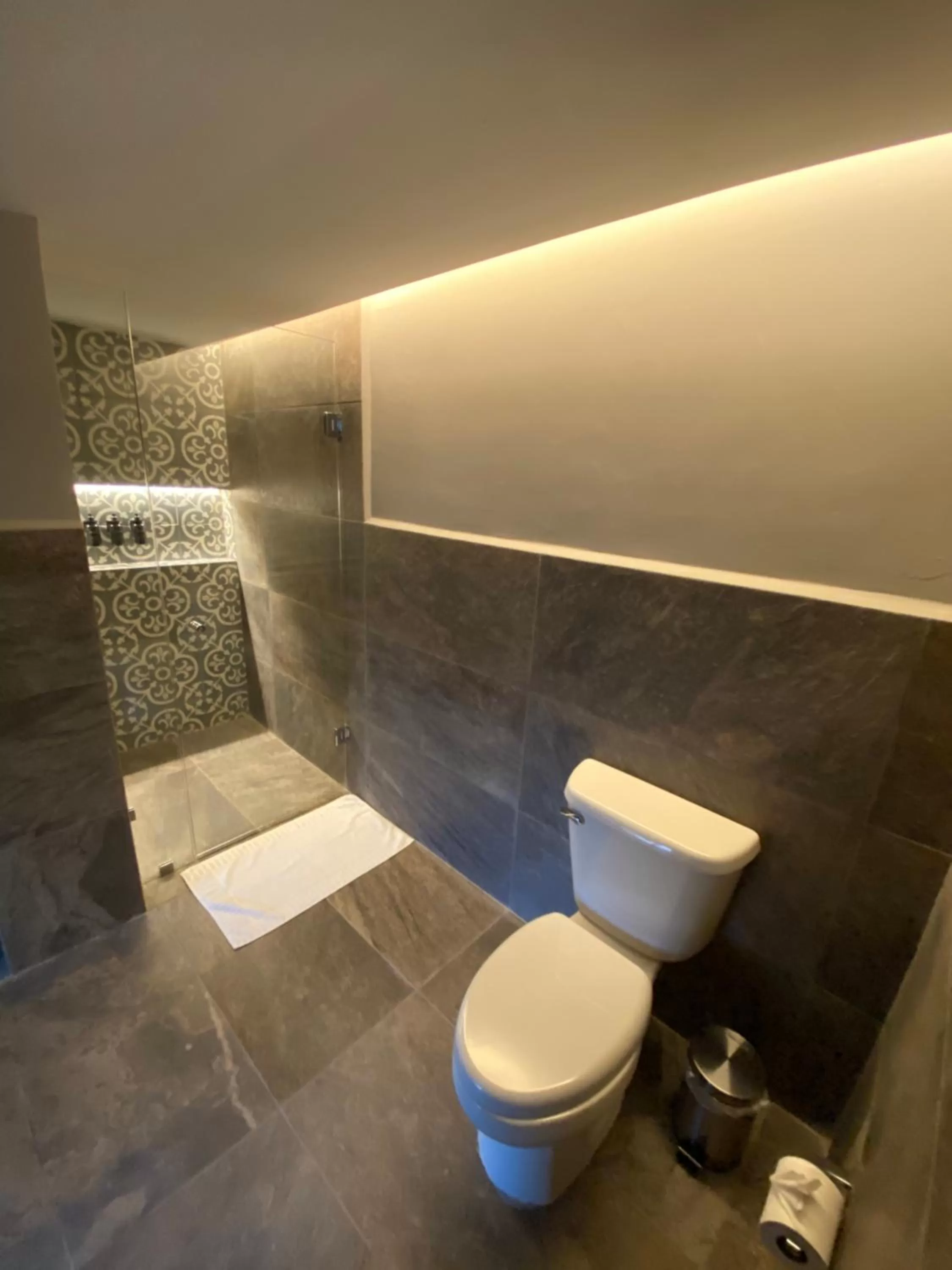 Bathroom in Ontico Urban Design Hotel