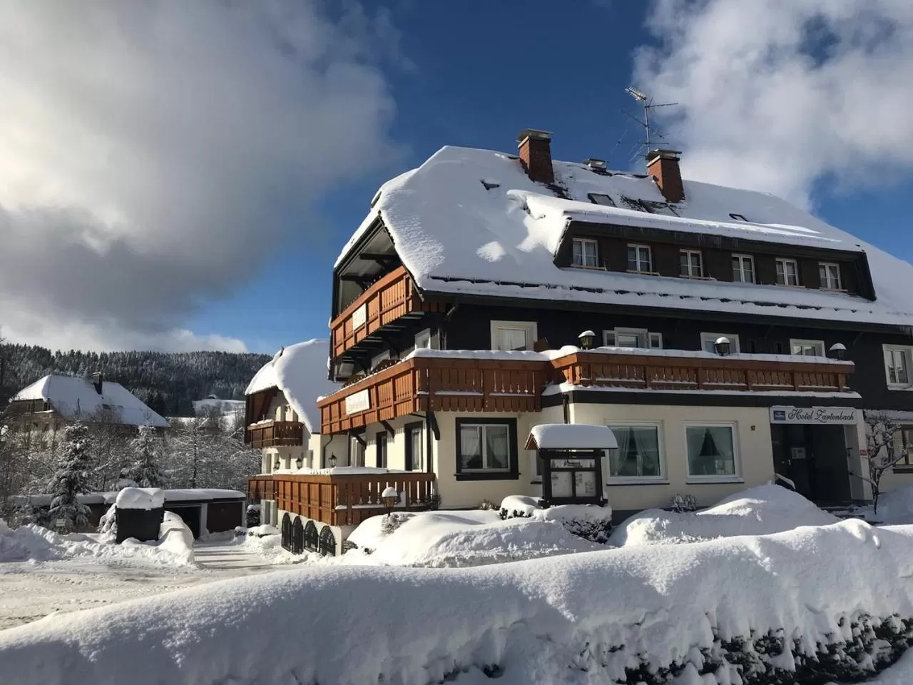 Property building in Hotel Zartenbach