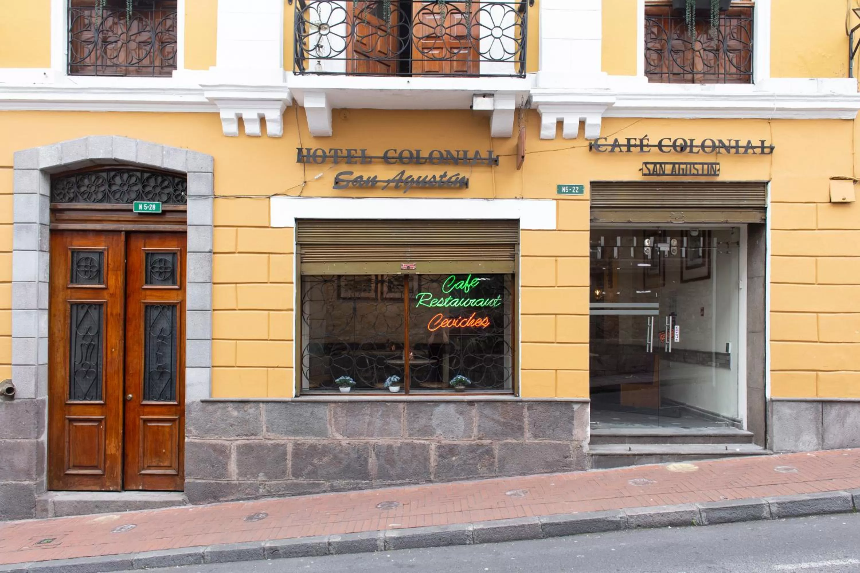 Facade/entrance in Hotel Colonial San Agustin