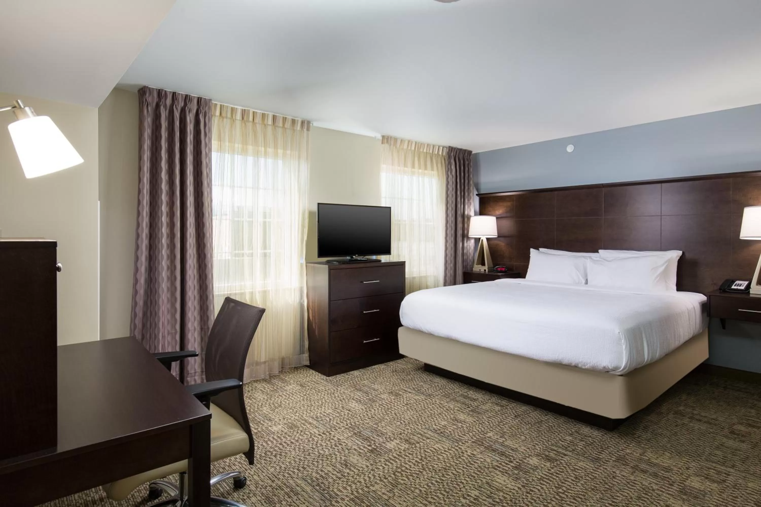 Bed in Staybridge Suites - Columbus Polaris by IHG