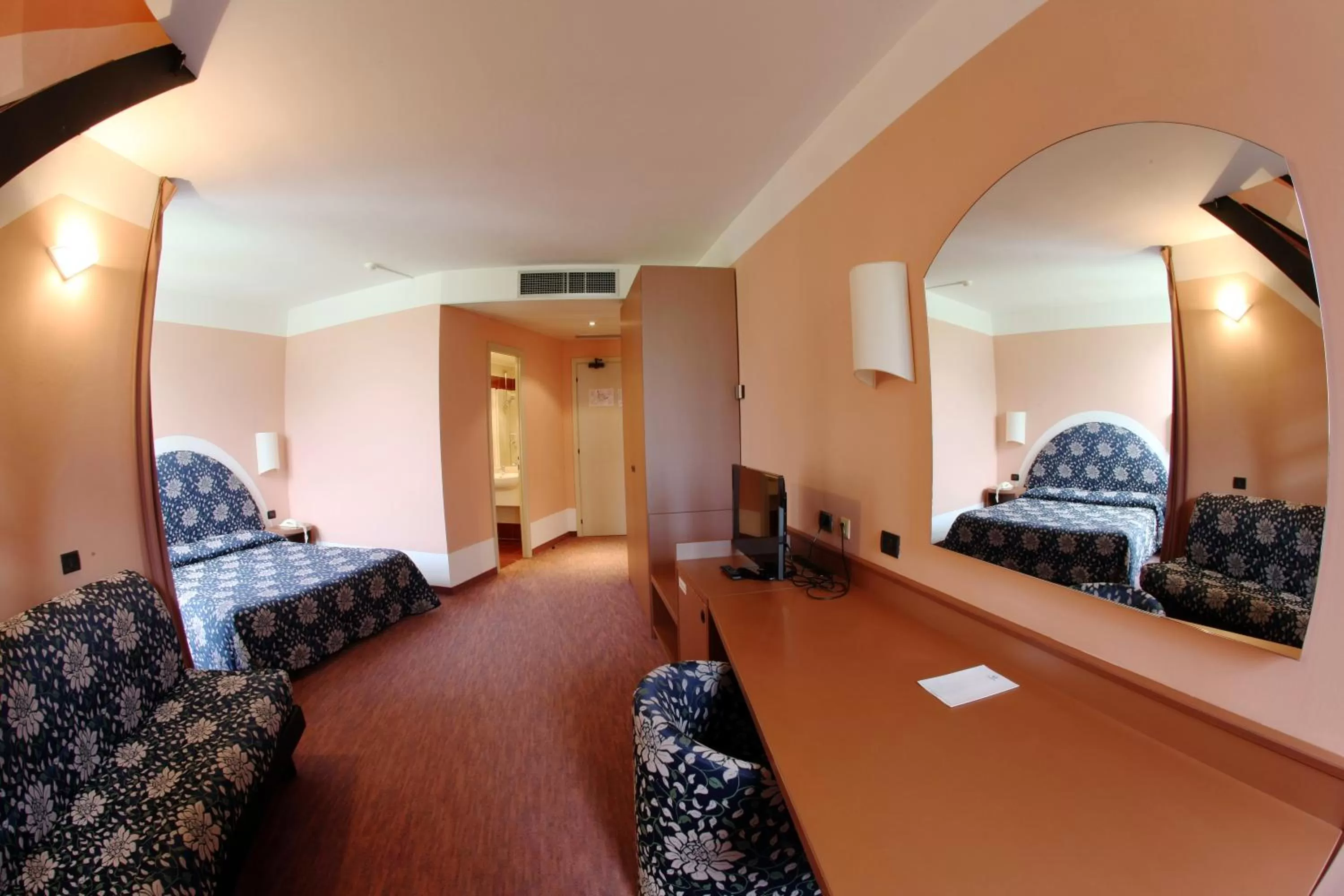 Bedroom, Bed in Etoile Du Nord