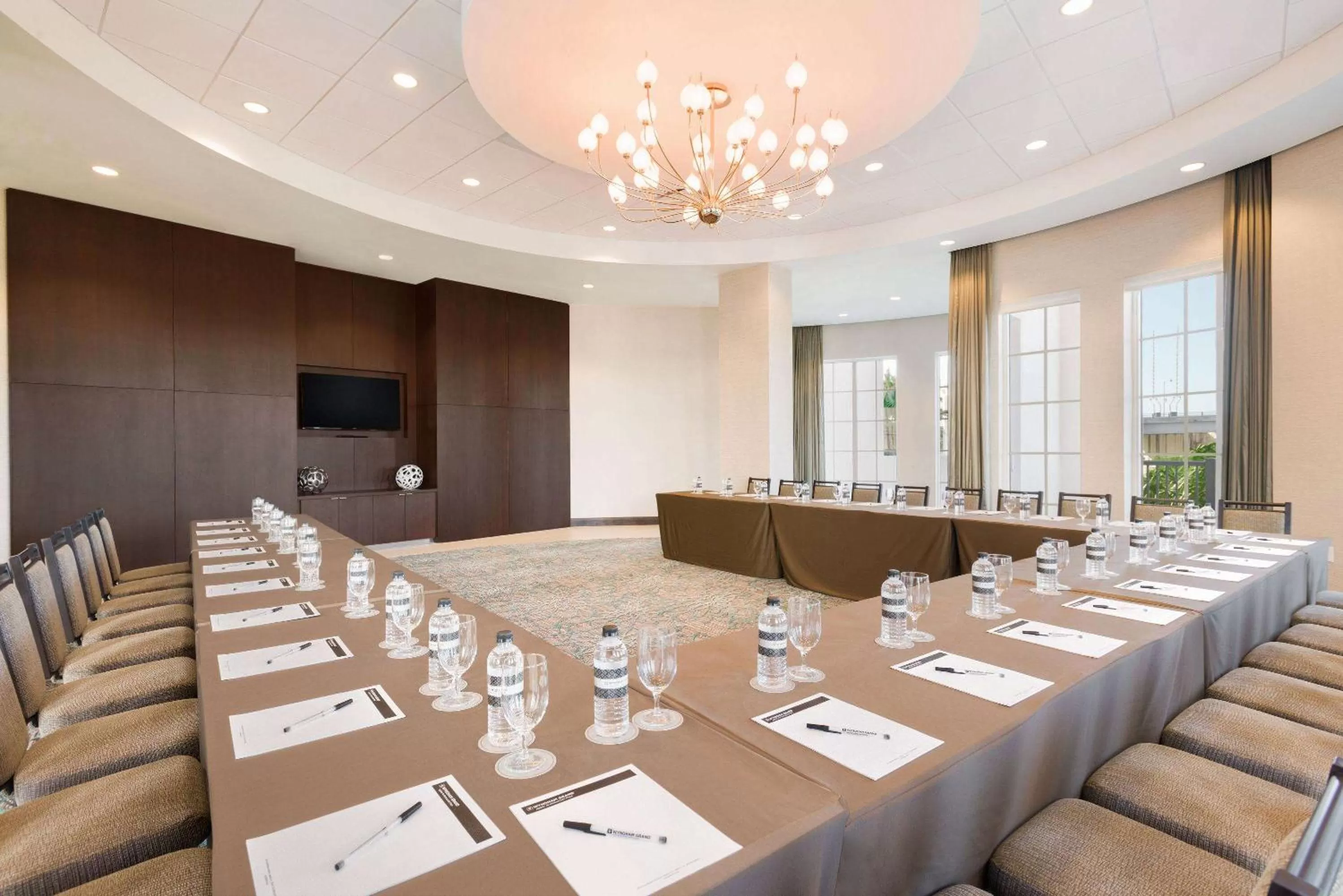 Meeting/conference room in Wyndham Grand Jupiter at Harbourside Place