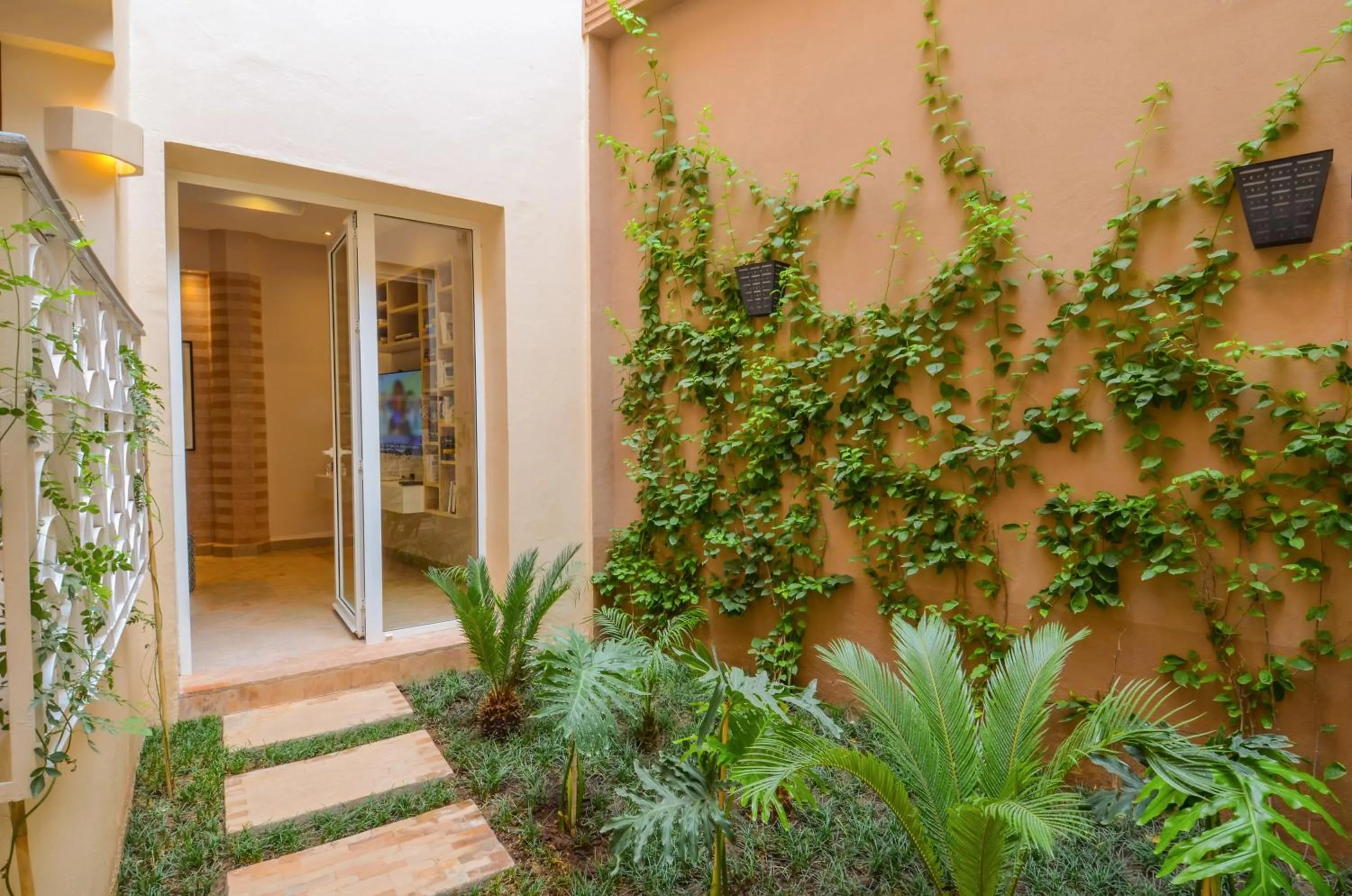 Garden view in Riad Ayni