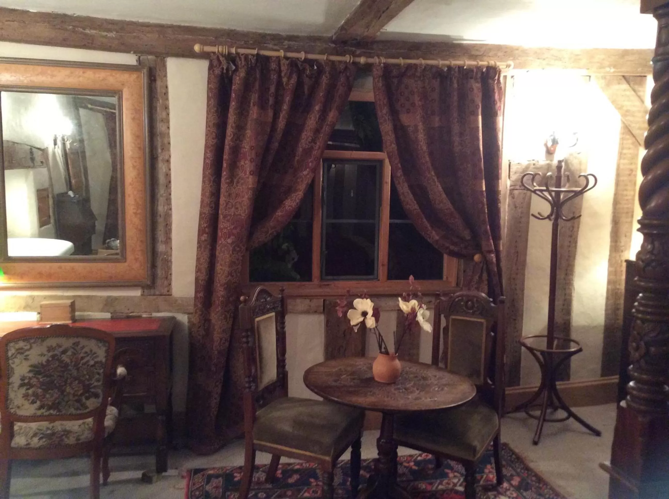 Dining area in Valley Farmhouse B&B