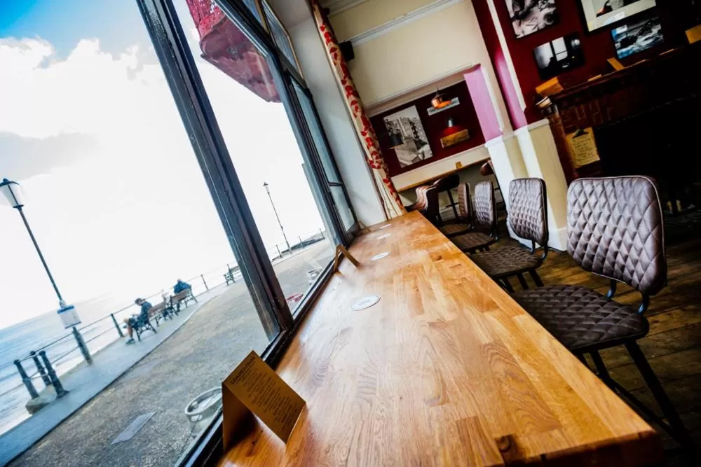 Seating area in The Red Lion Hotel