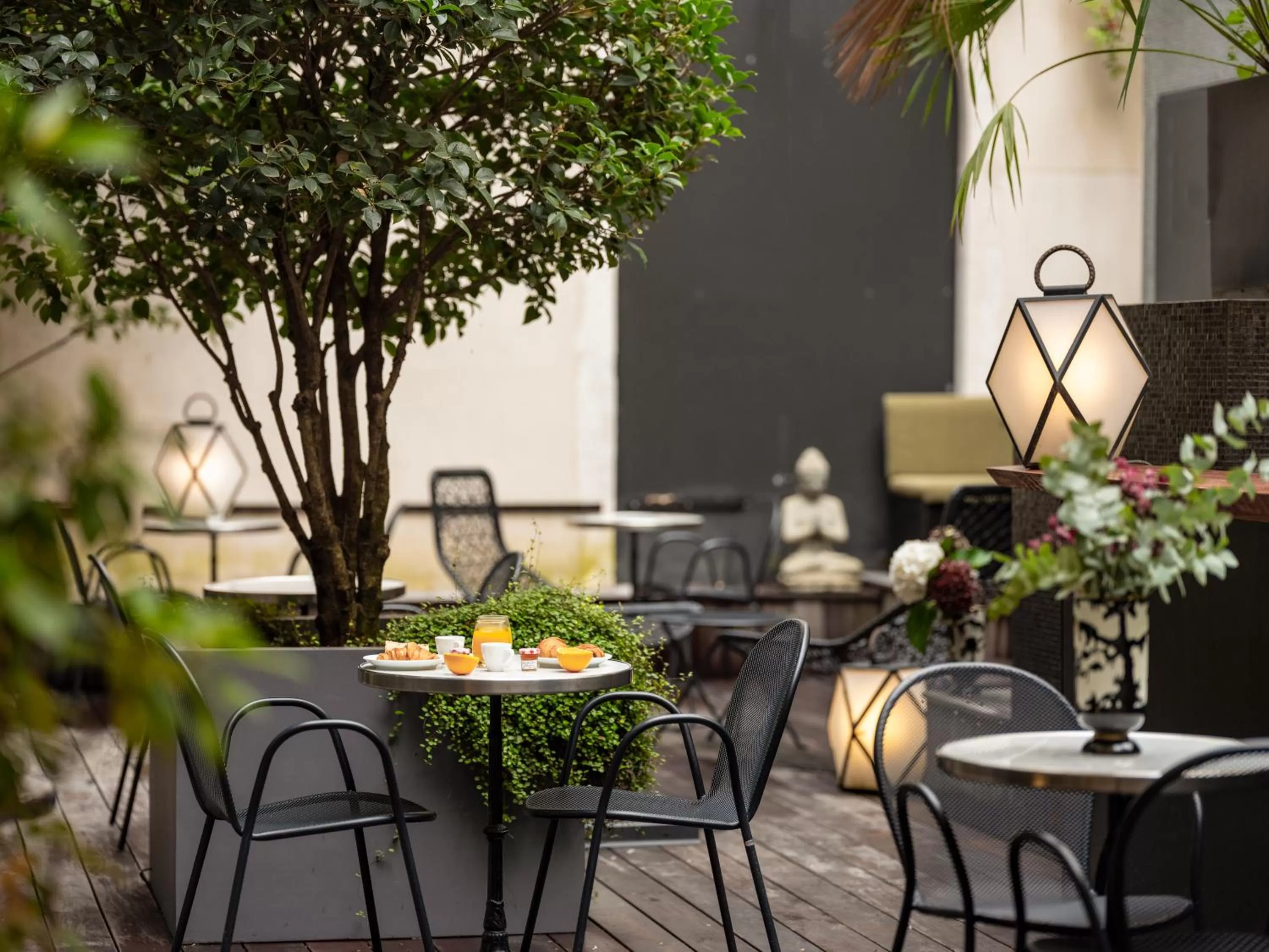 Balcony/Terrace in Le Rayz Vendome