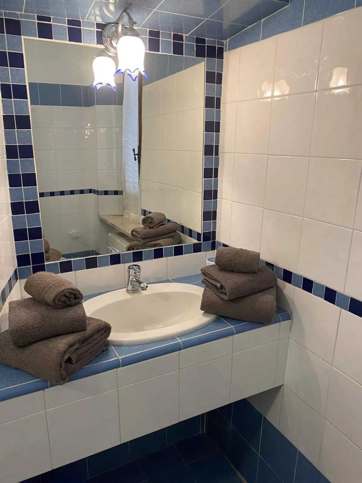 Bathroom in Affittacamere La Torre di Montalcino