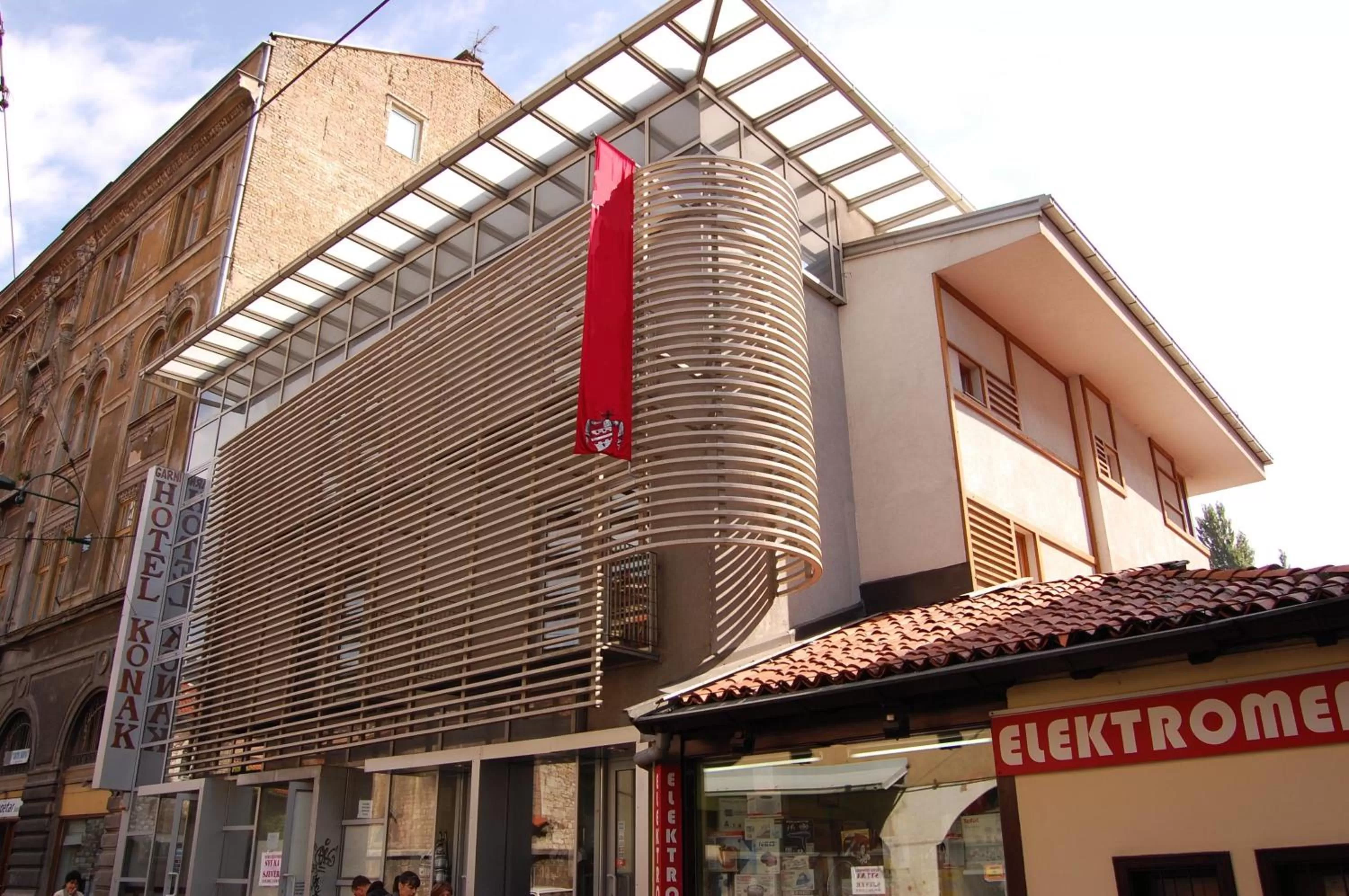 Facade/entrance, Property Building in Garni Hotel Konak