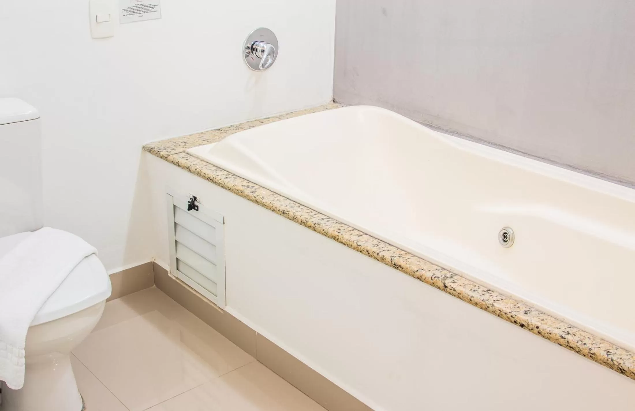 Hot Tub in Hotel Rieger