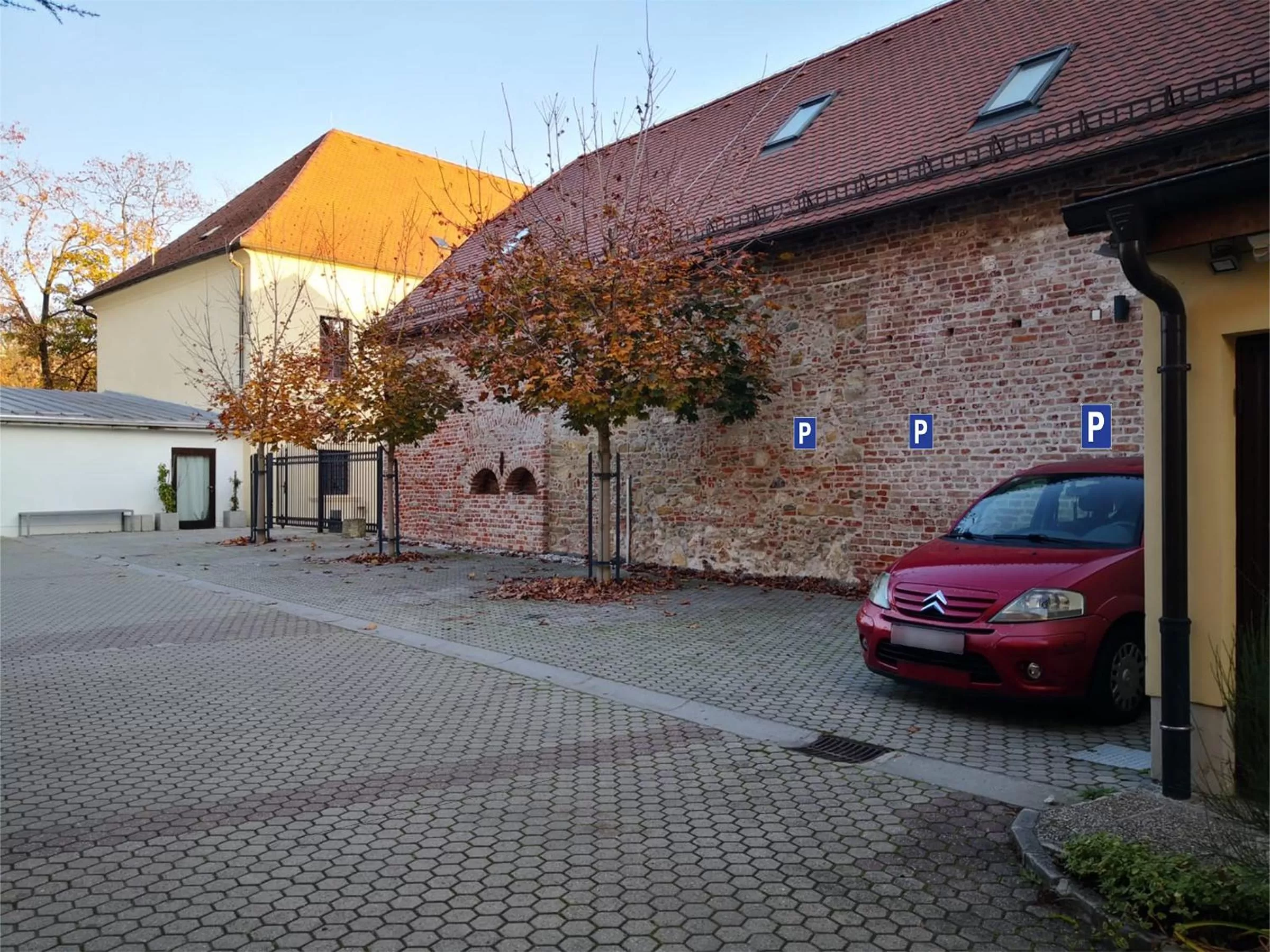 Patio, Property Building in Grand Bells Bed And Breakfast