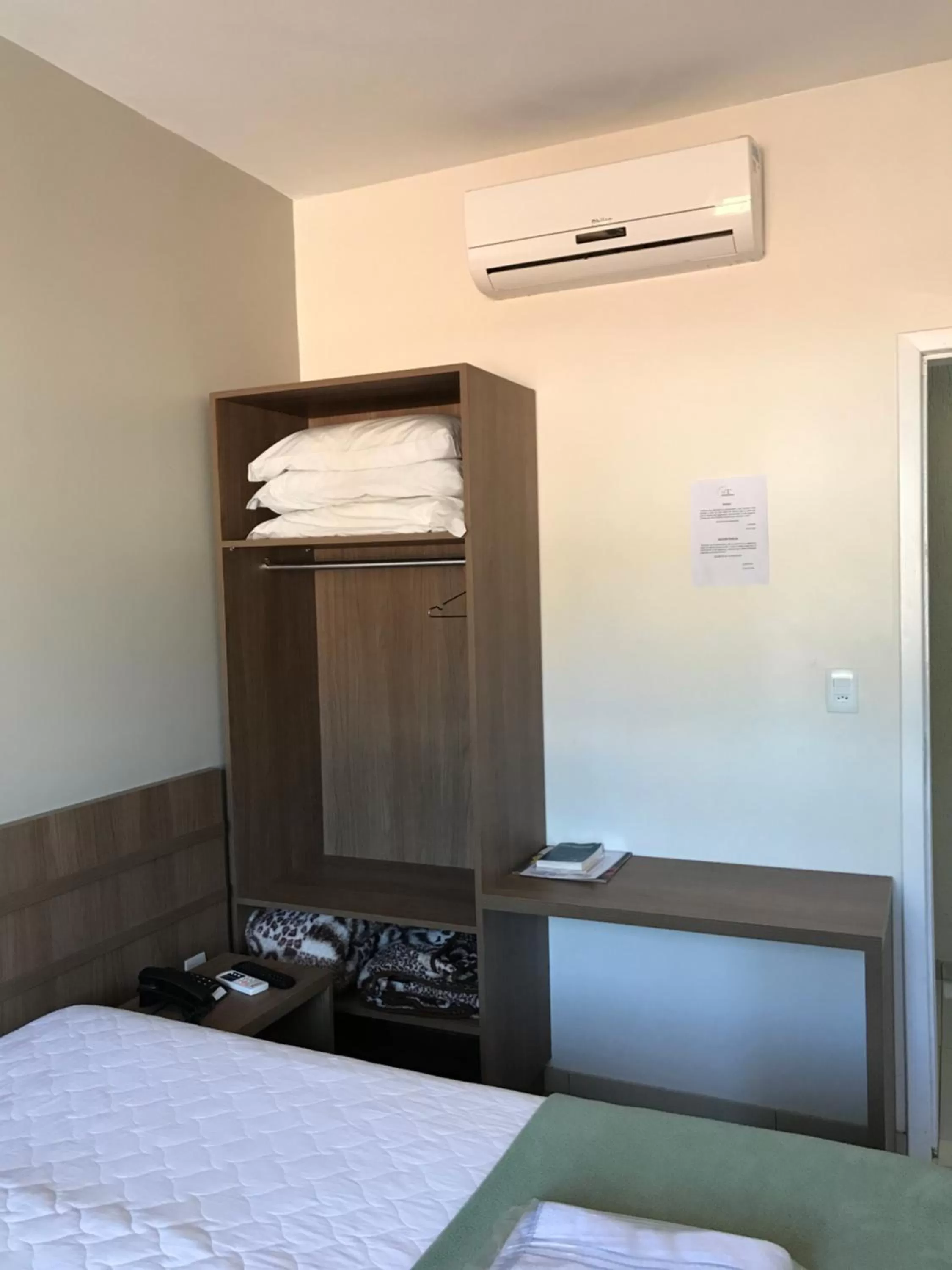 Photo of the whole room in Hotel Texacao do Cavera