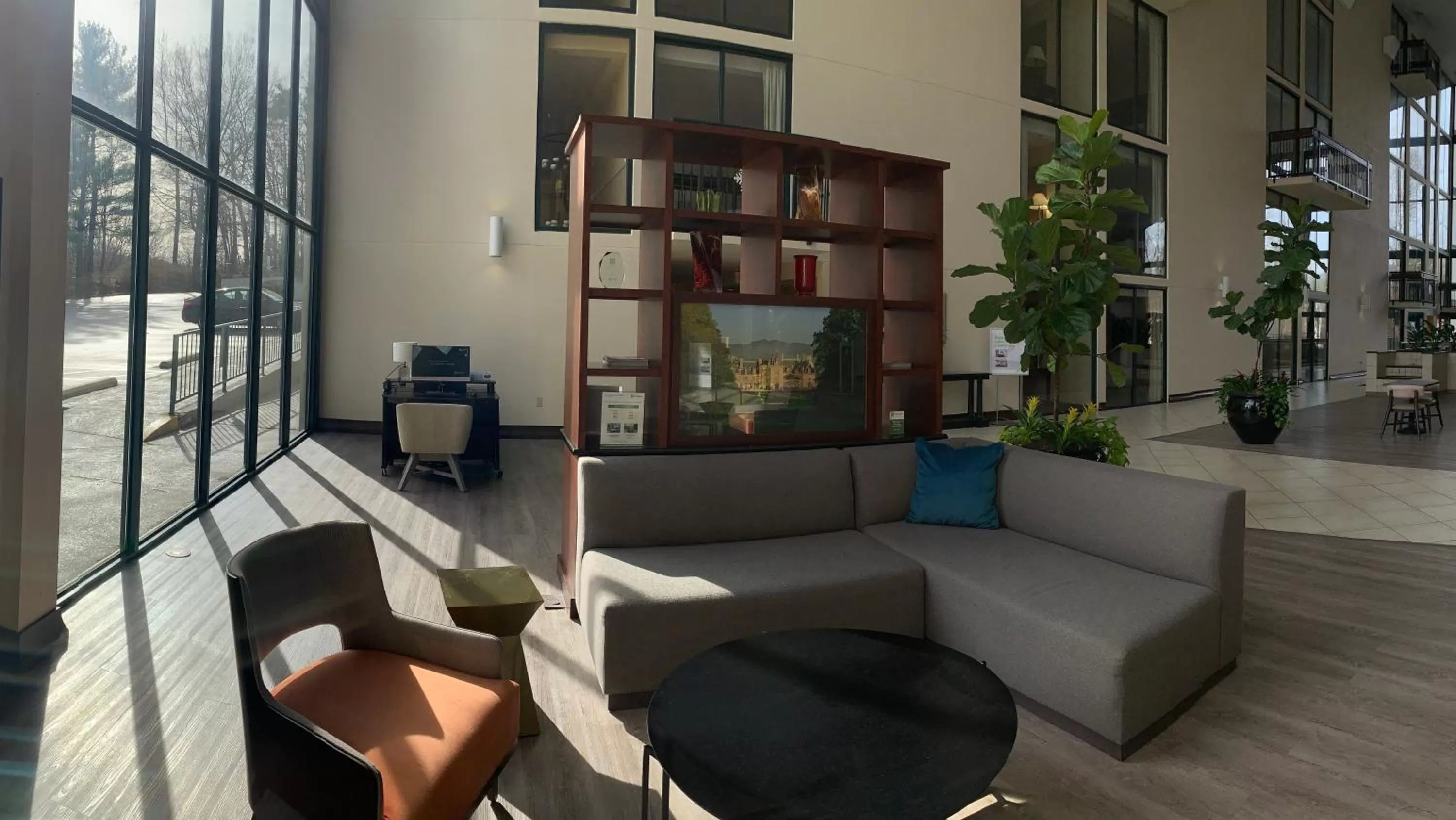 Property building in Holiday Inn Asheville - Biltmore West by IHG