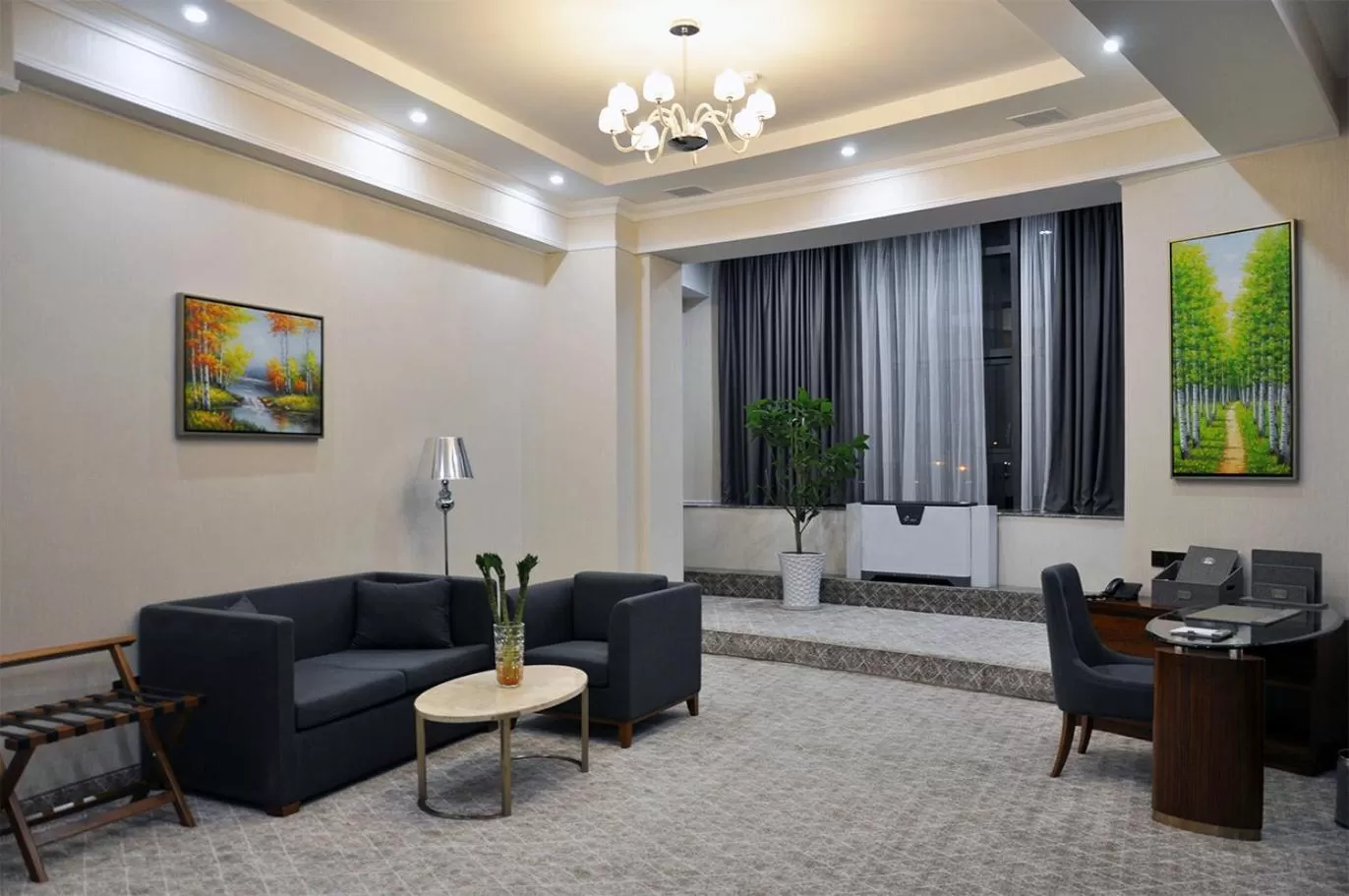 Parliament Palace Hotel