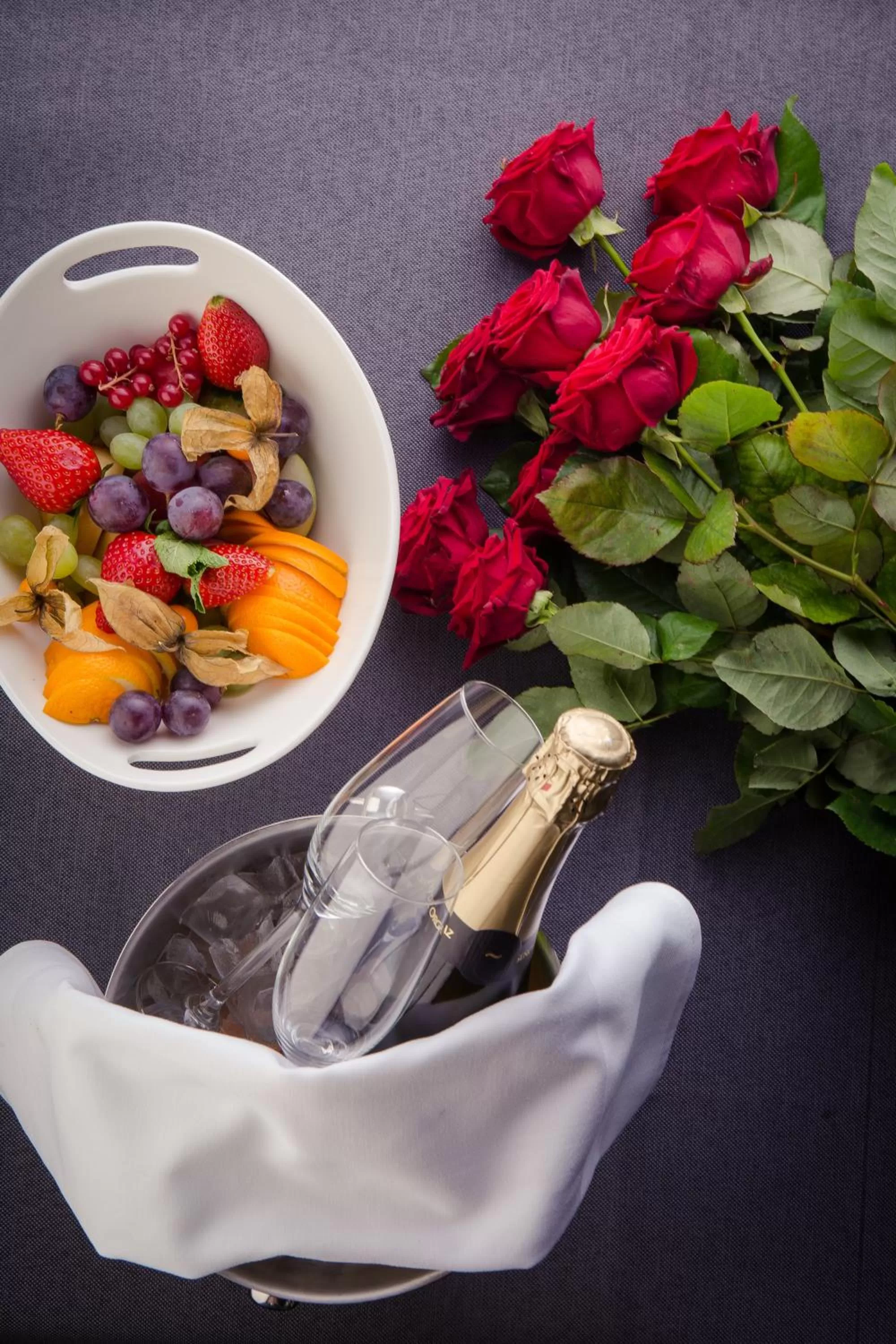 Food and drinks in Hotel Villa Wesset