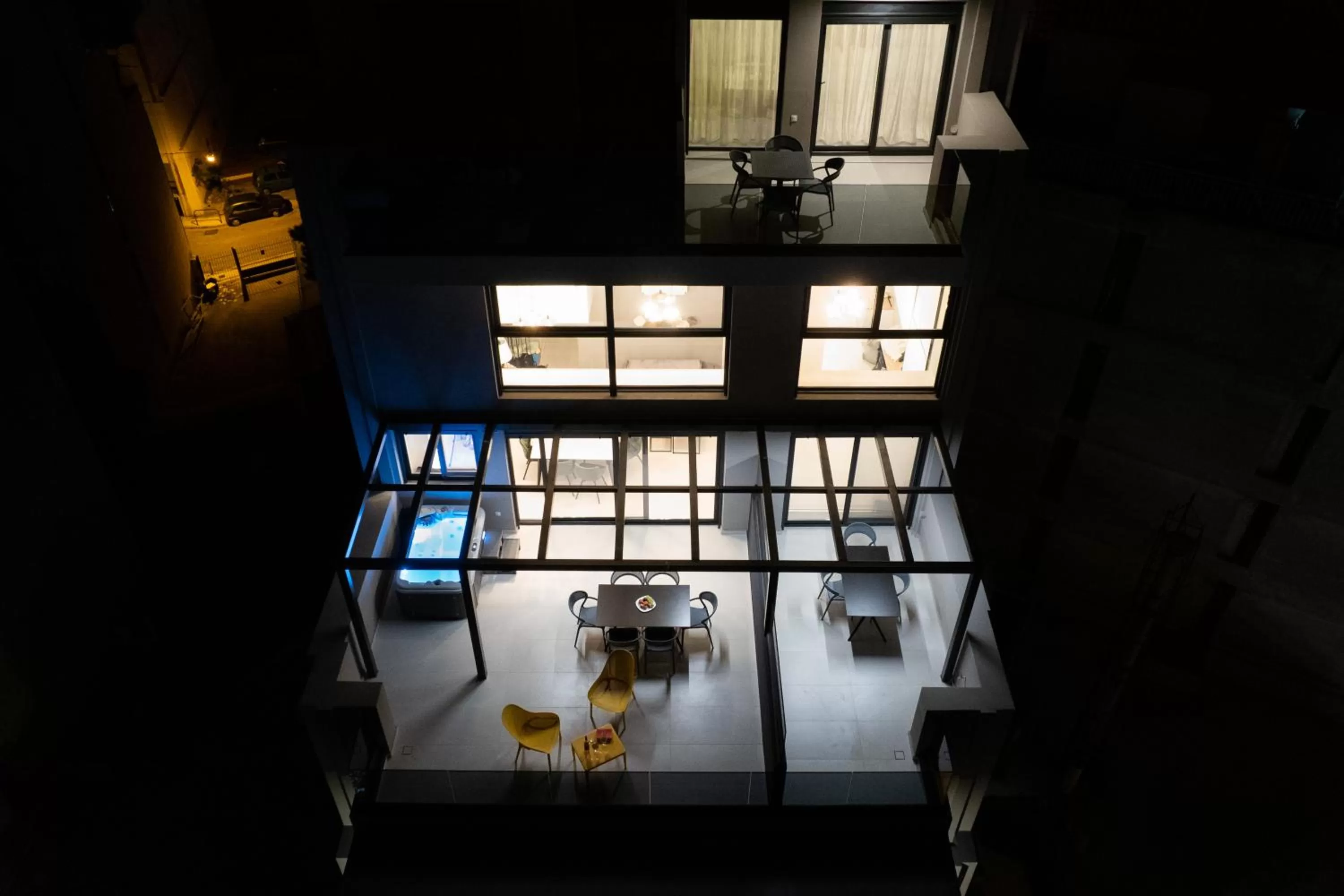 Night in LUX&EASY Athens Downtown Residences