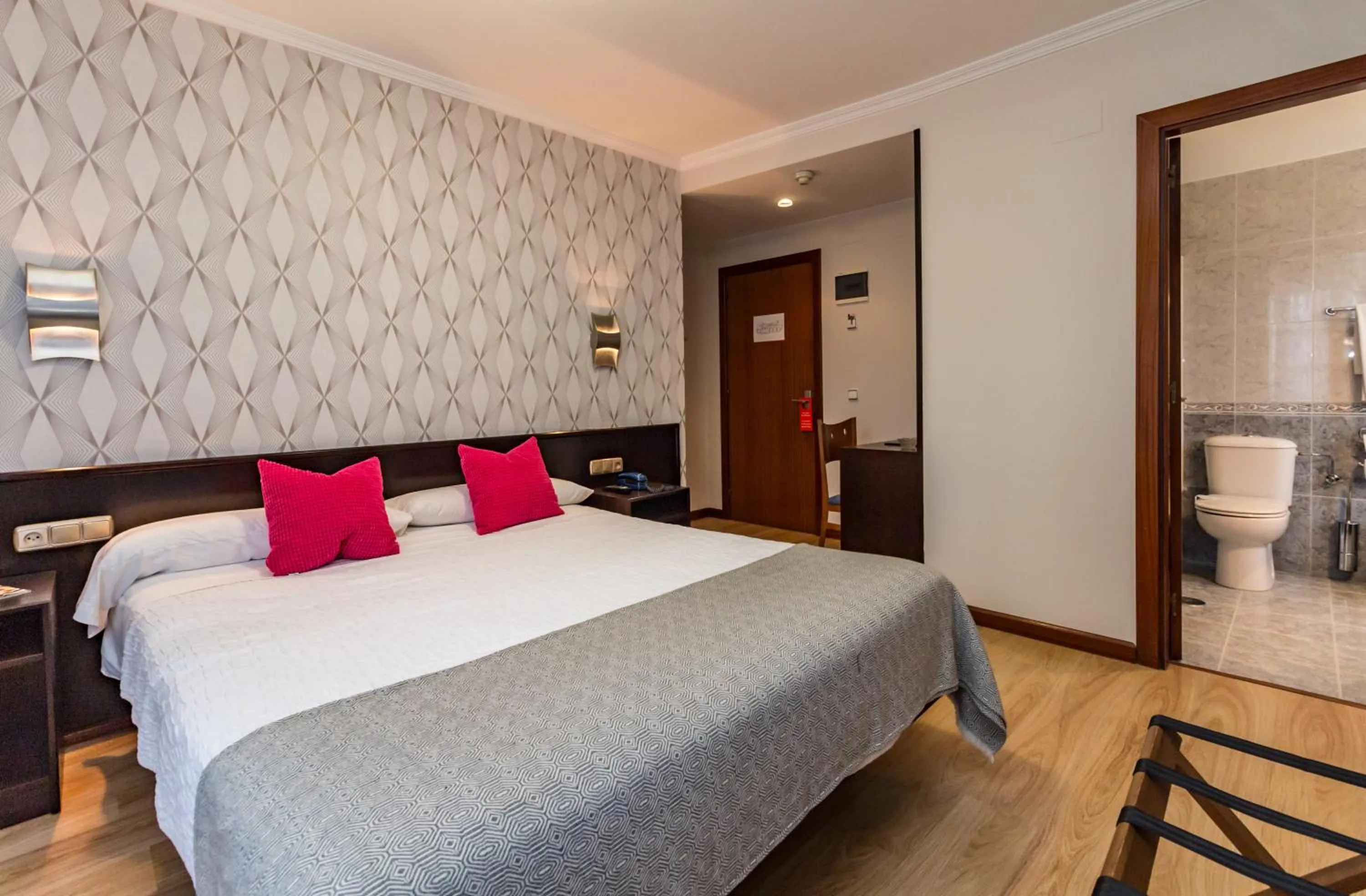 Double Room in Hotel Gijon