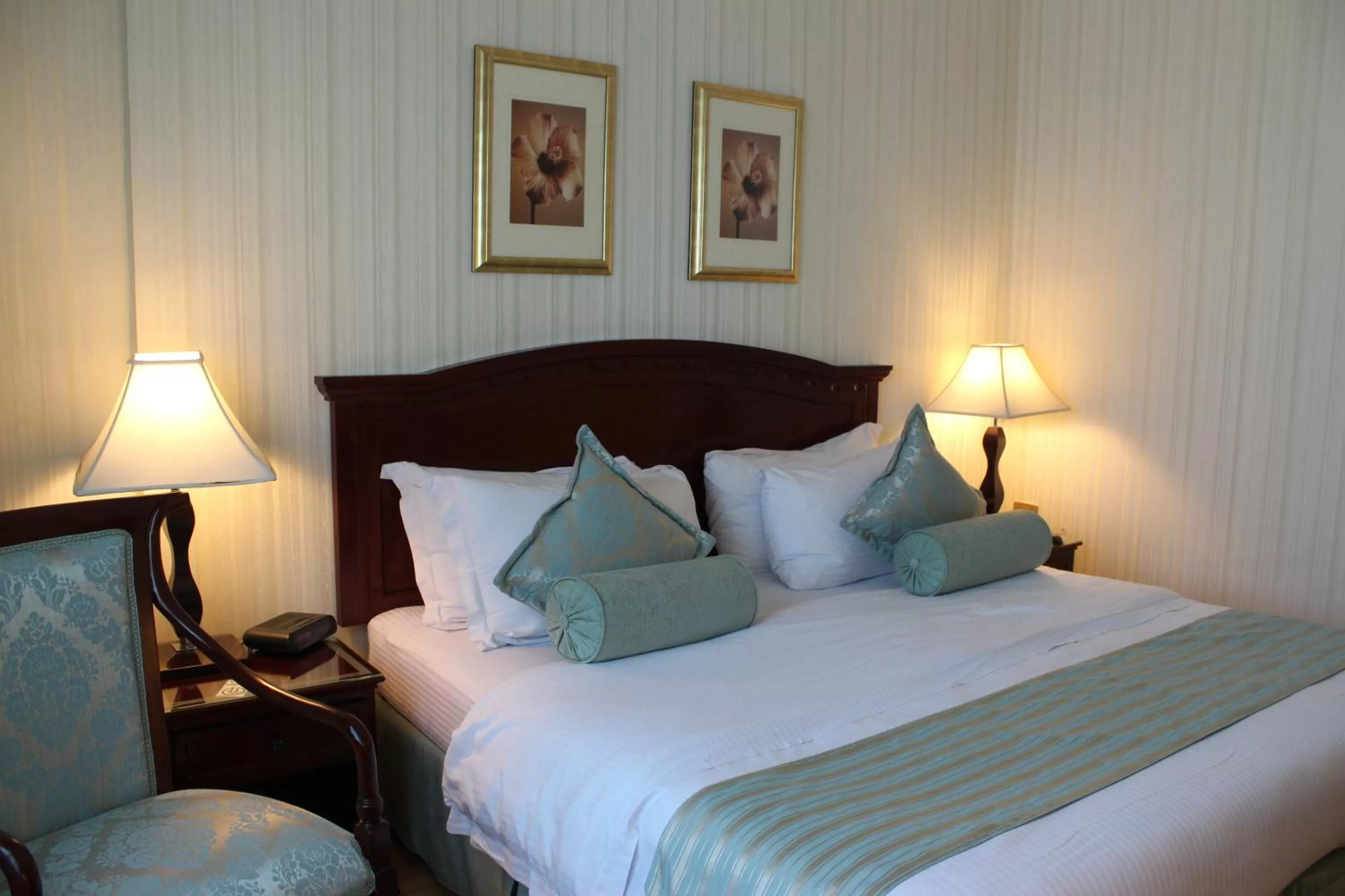 bunk bed, Bed in Swiss Al Hamra Hotel