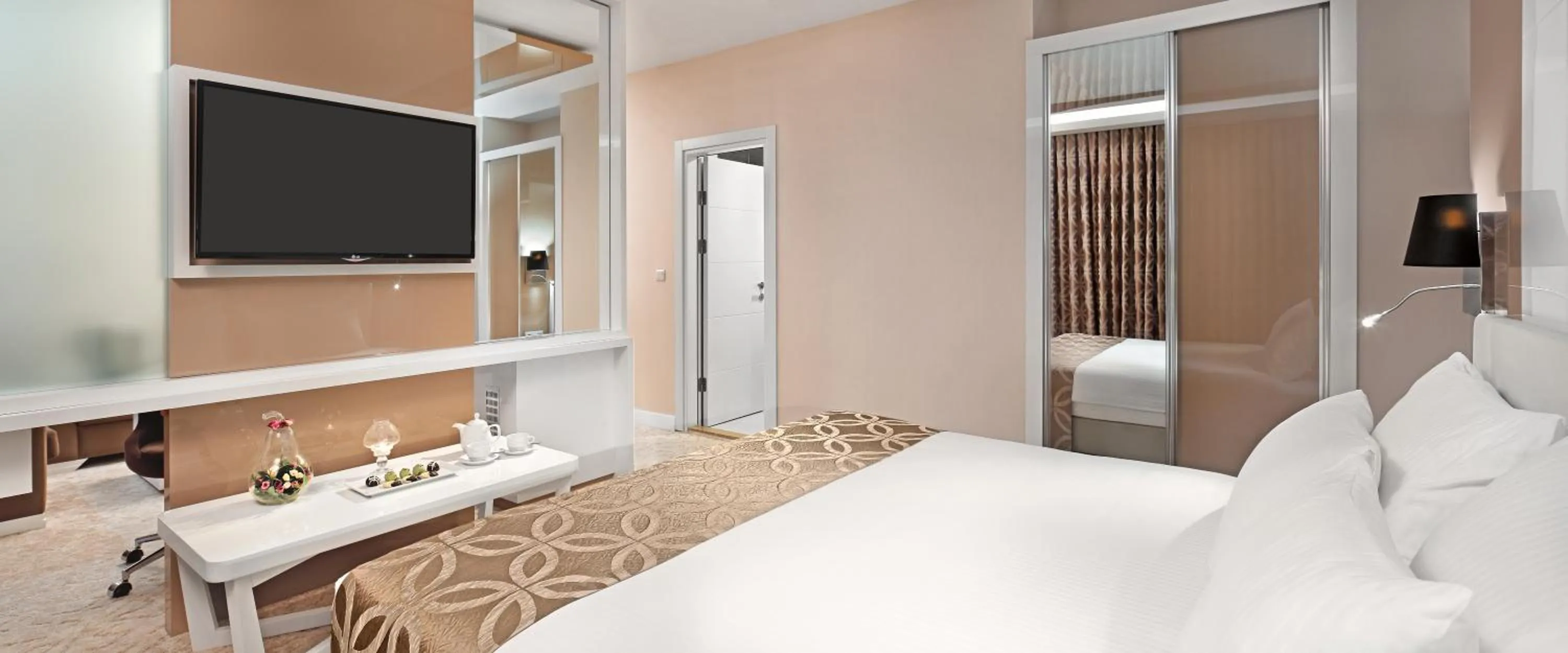 Living room, Bed in The Merlot Hotel Eskisehir