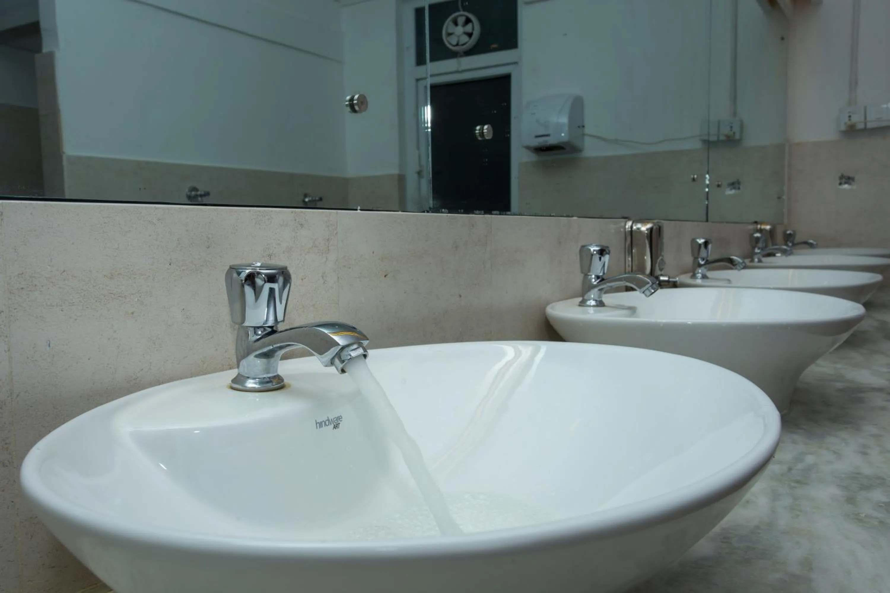 Bathroom in Yakety Yak Hostel