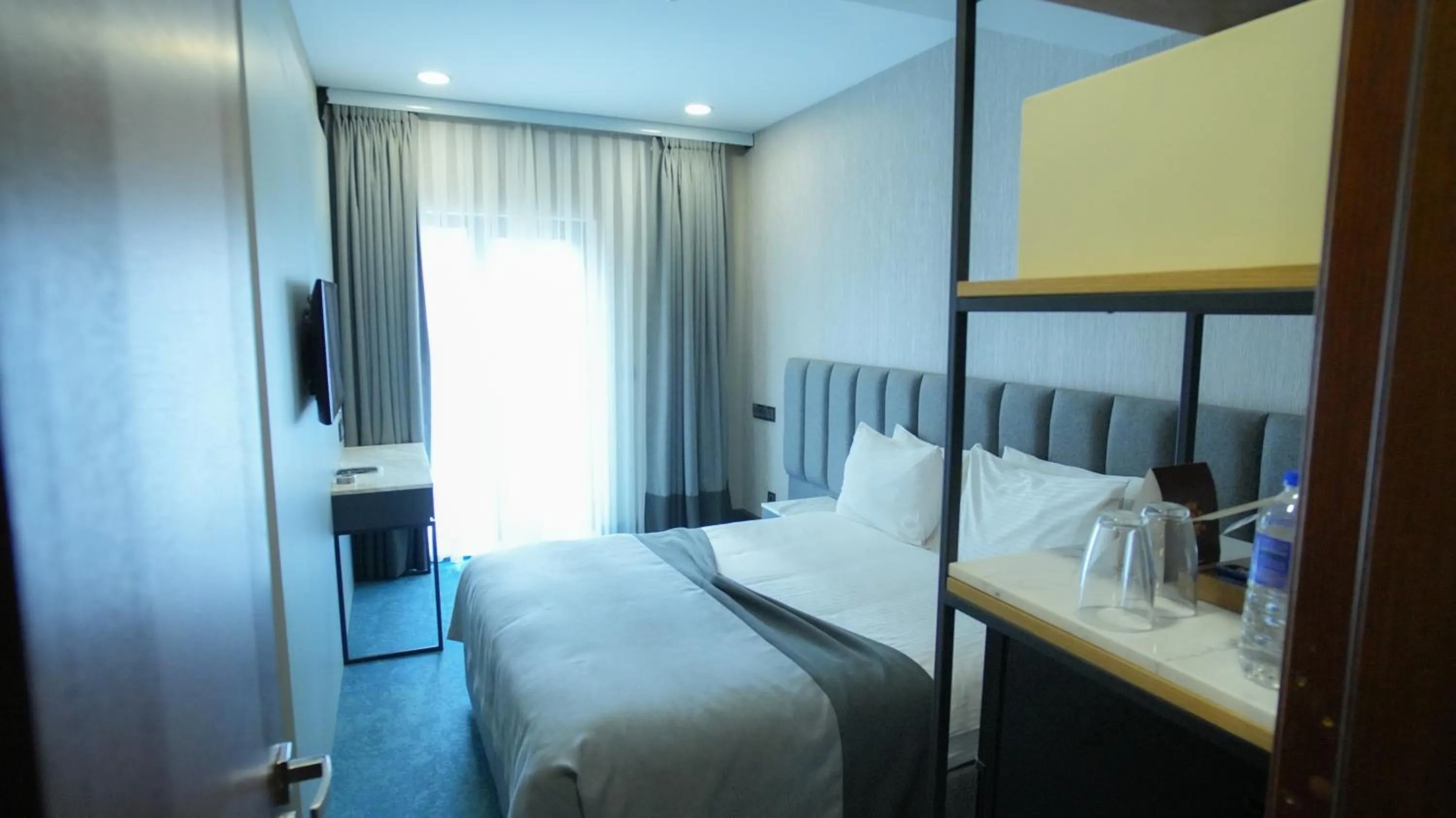 Bed in Dosso Dossi Hotels Old City