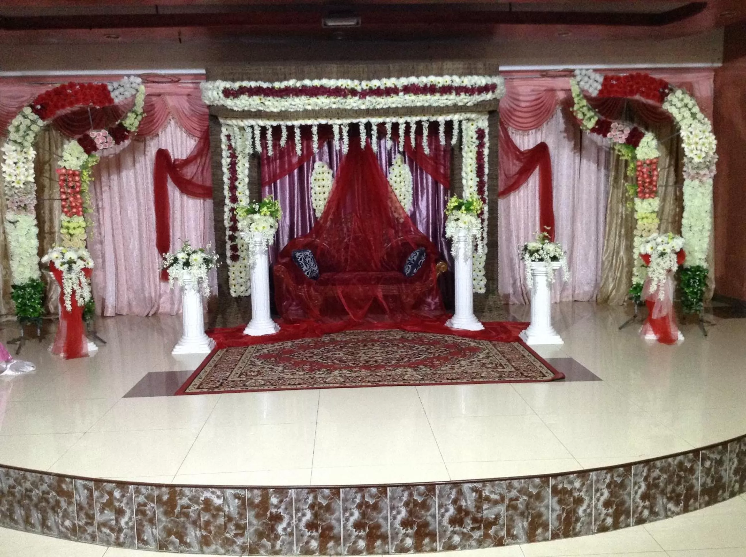 Decorative detail in Sunshine Hotel