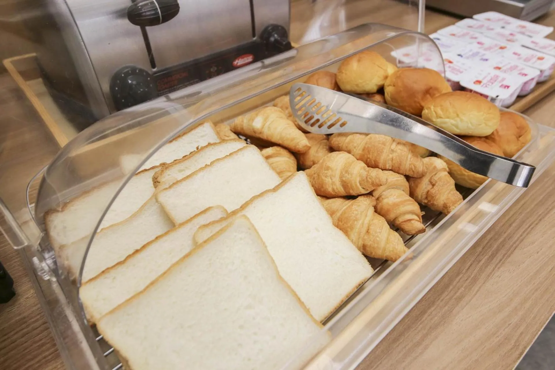 Breakfast in Benikea hotel