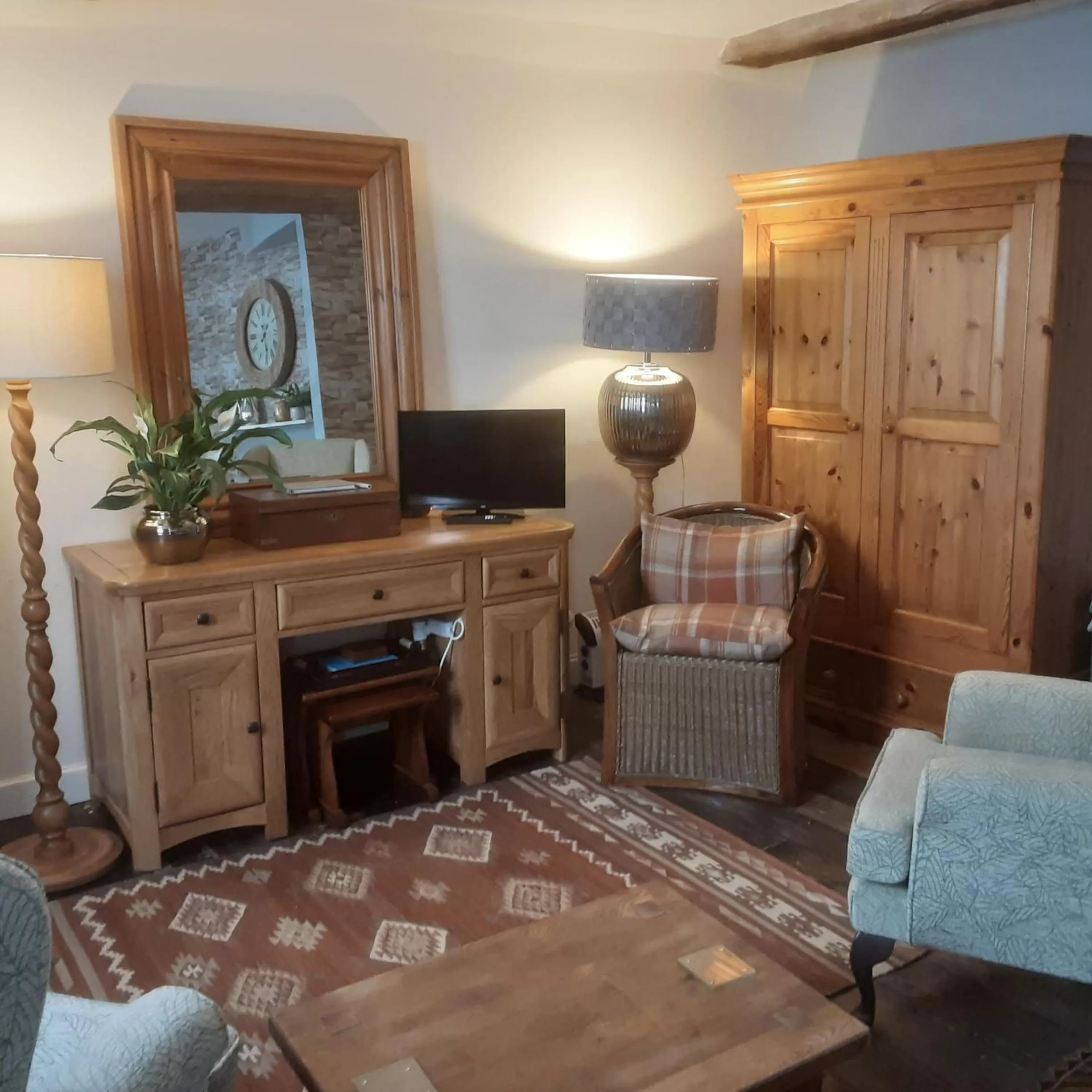 TV/Entertainment Center in Pepper House