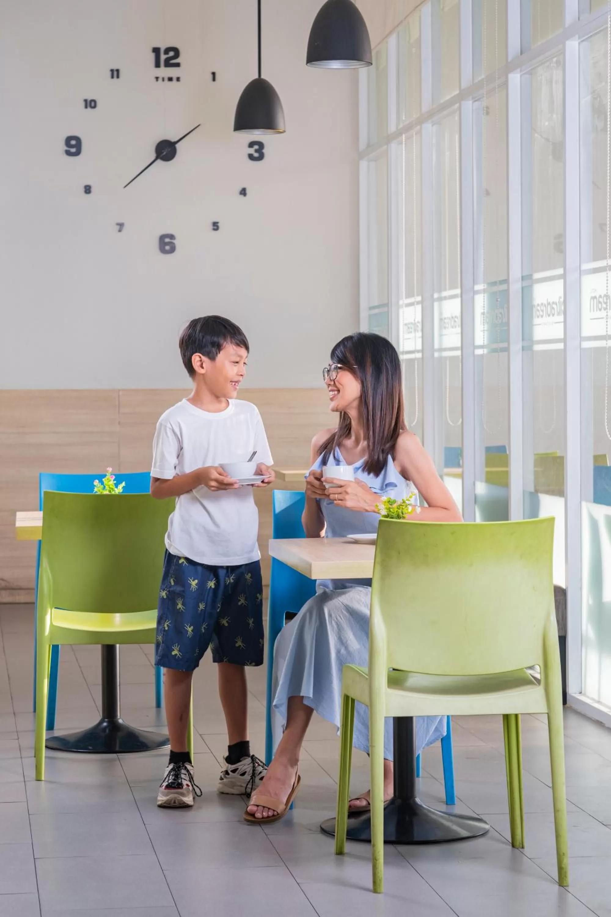 Restaurant/places to eat in Hotel Citradream Bintaro