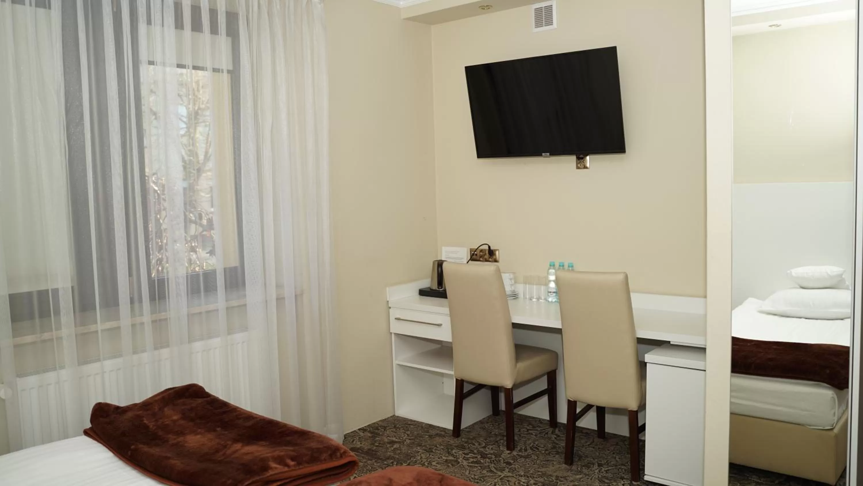 Bed in Hotel Promien