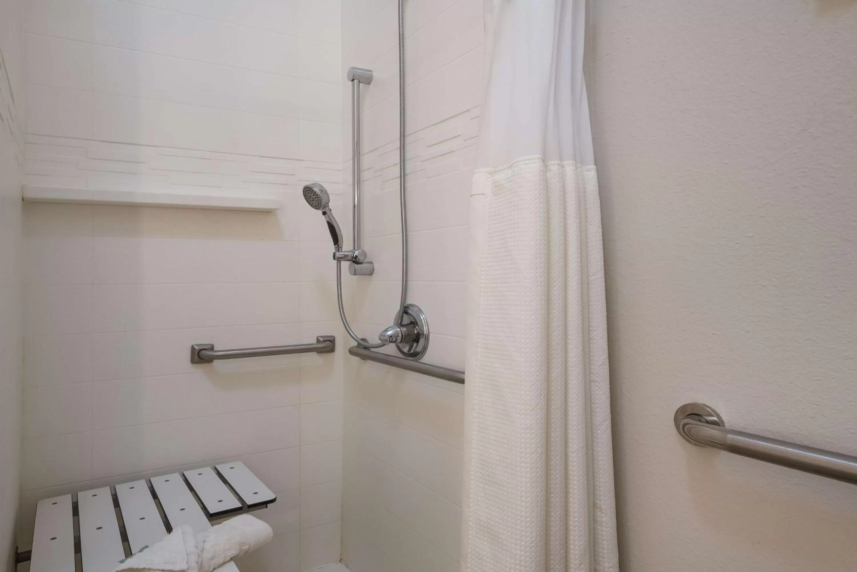 Bathroom in Best Western Bandera Suites & Saloon