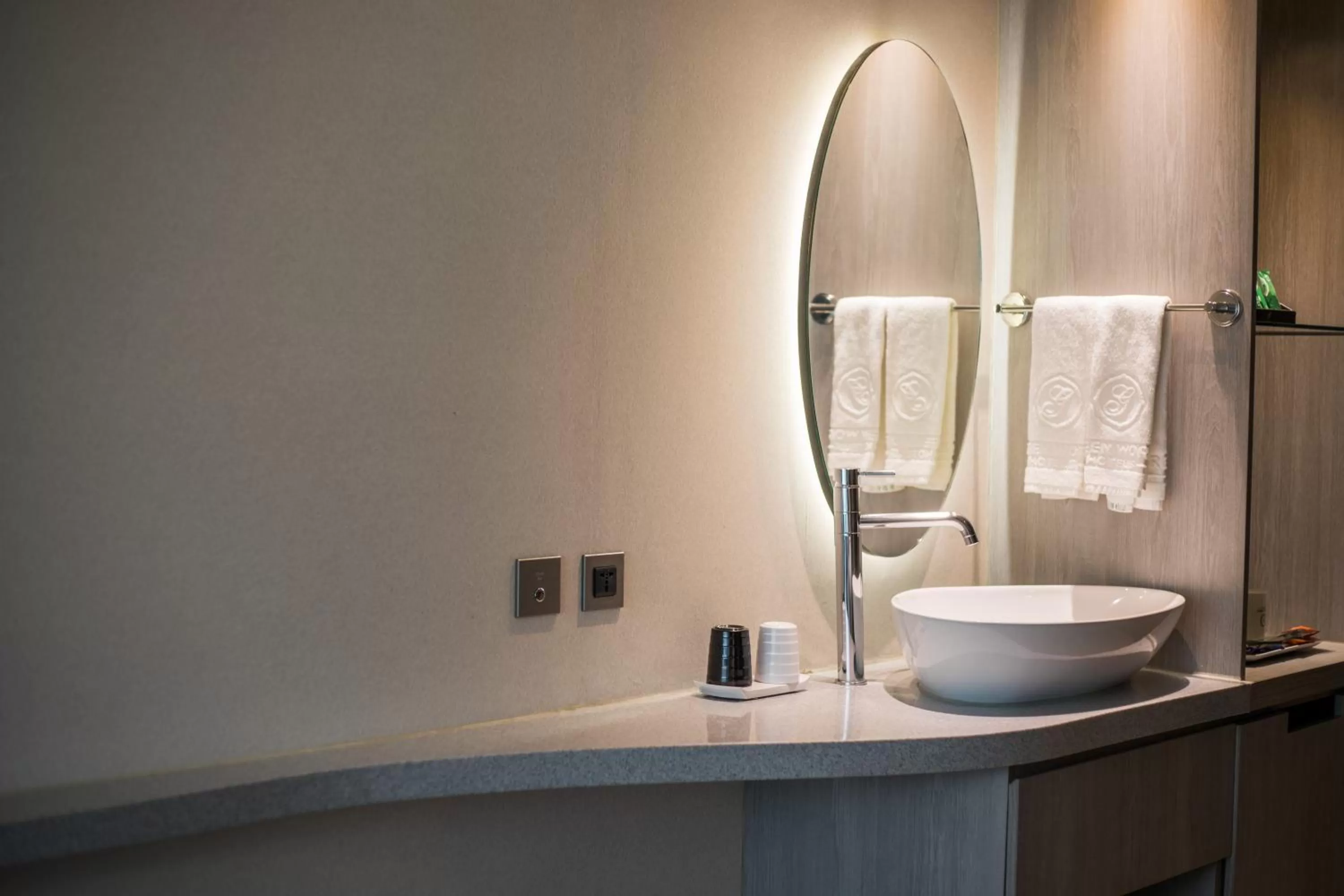 Decorative detail in Green World SongShan