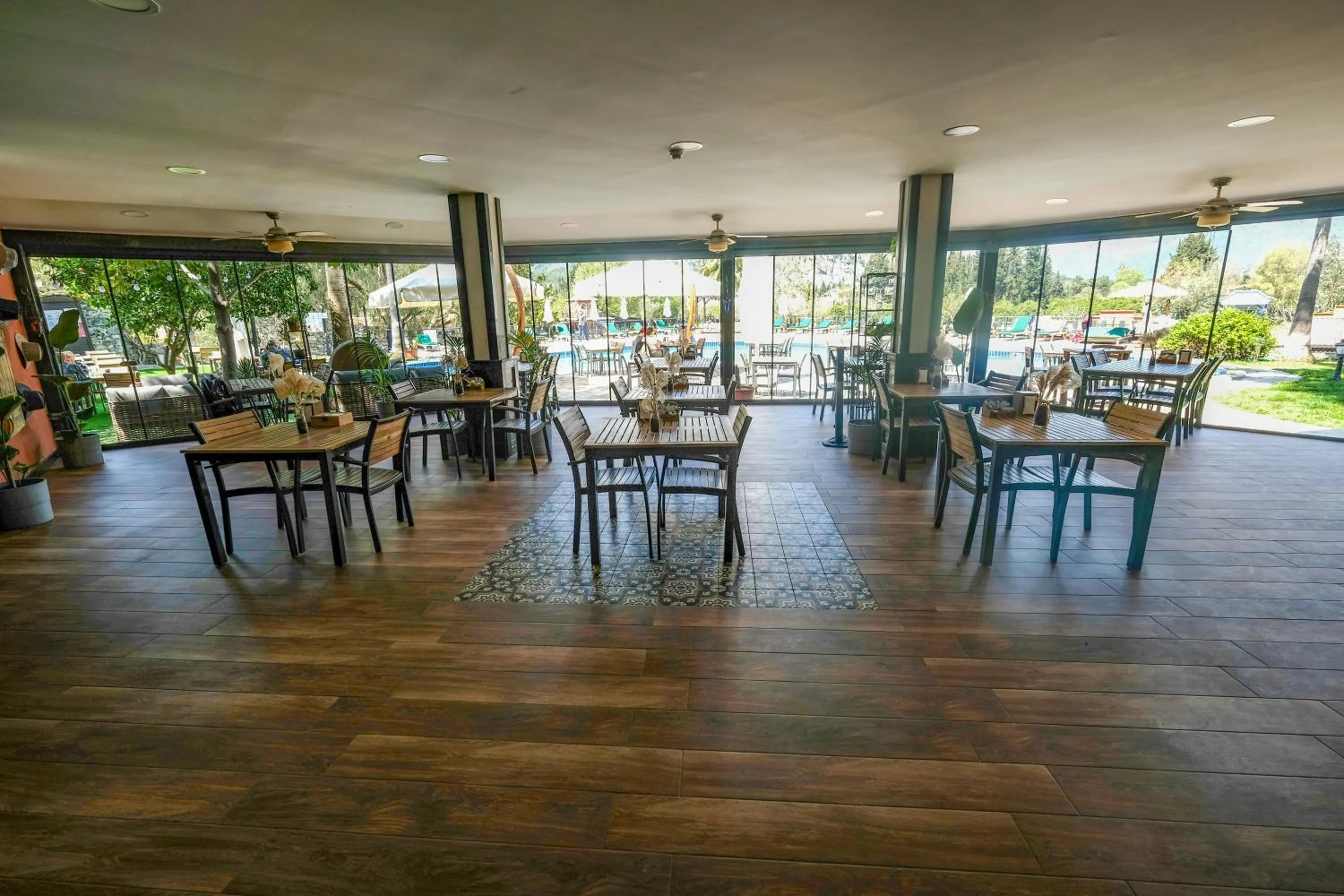 Restaurant/places to eat in Hotel Berke Ranch&Nature