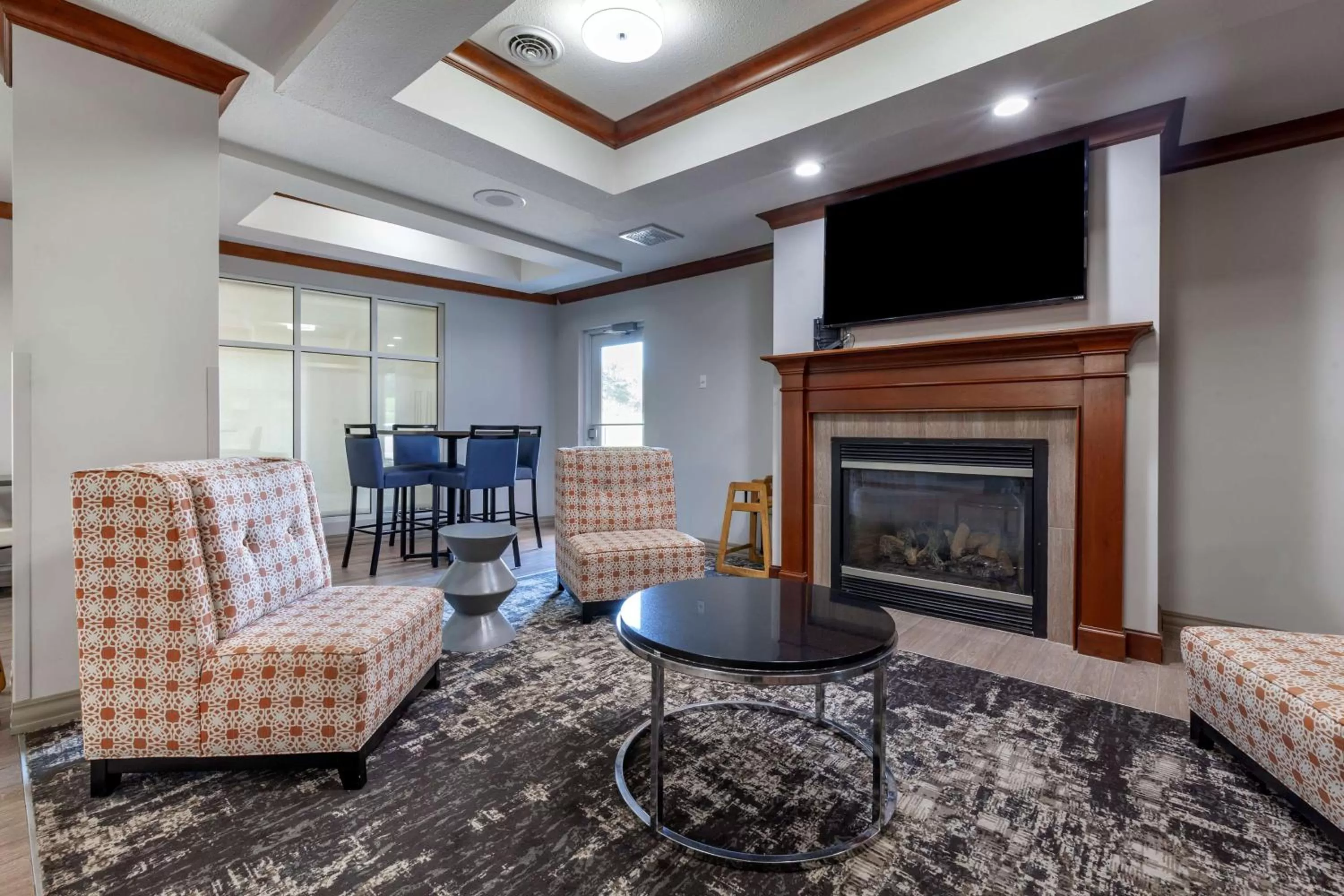 Lobby or reception in Best Western PLUS Sparta Trail Lodge