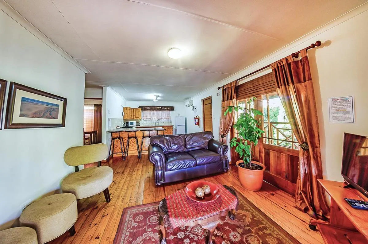 Amper Bo Guest House