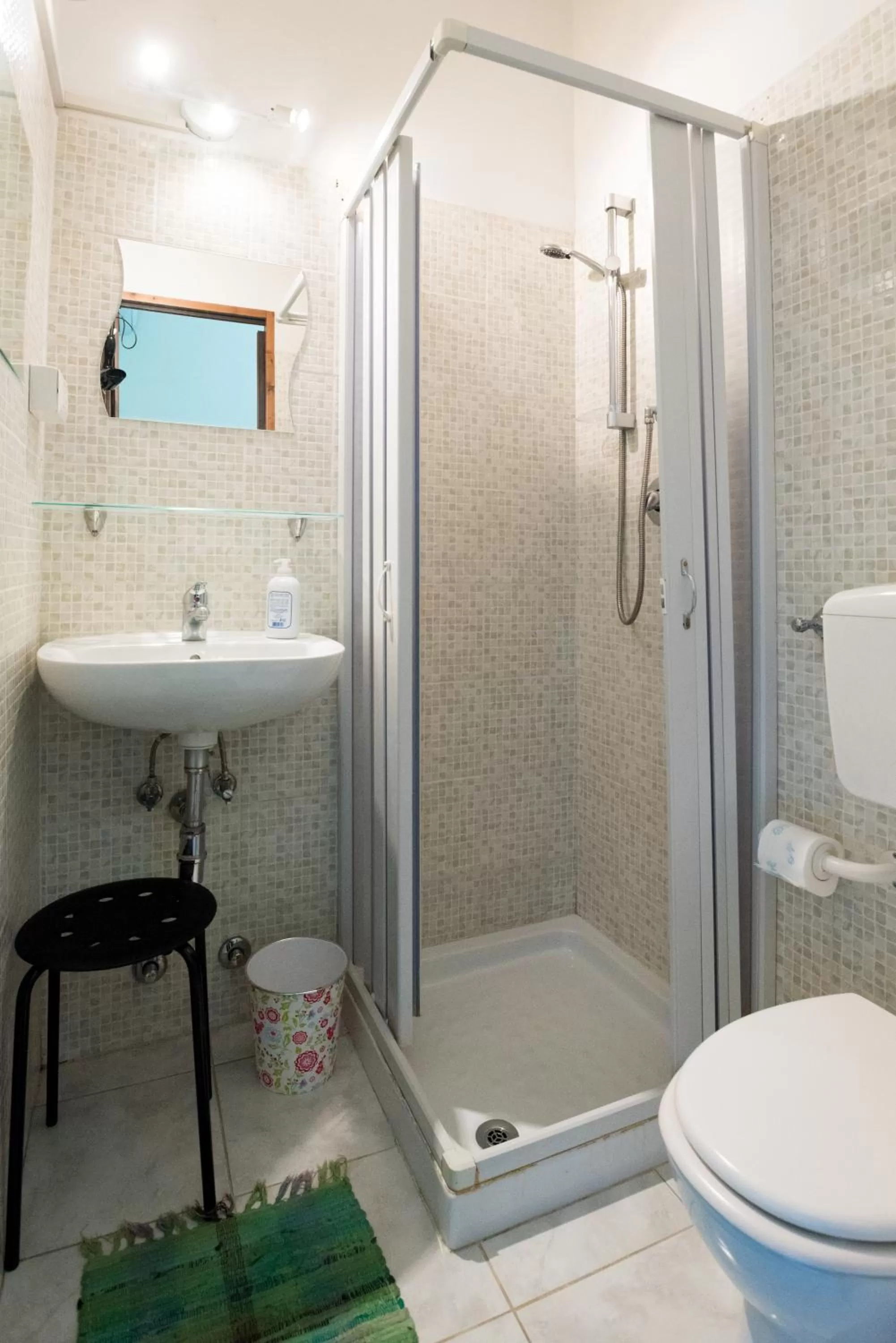 Bathroom in Quo Vadis Roma 2