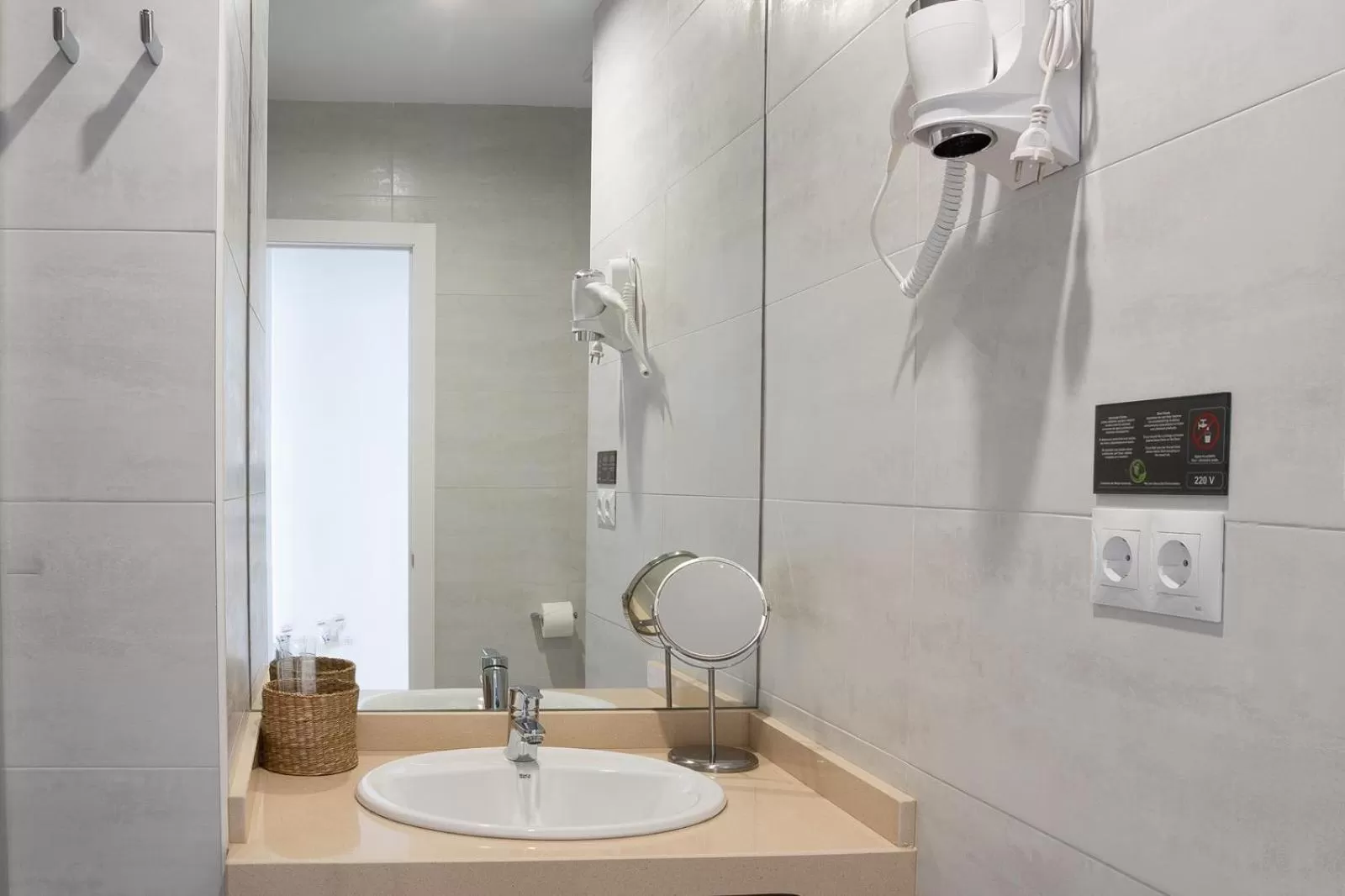 Bathroom in Hotel Matilde by Grupo Matilde