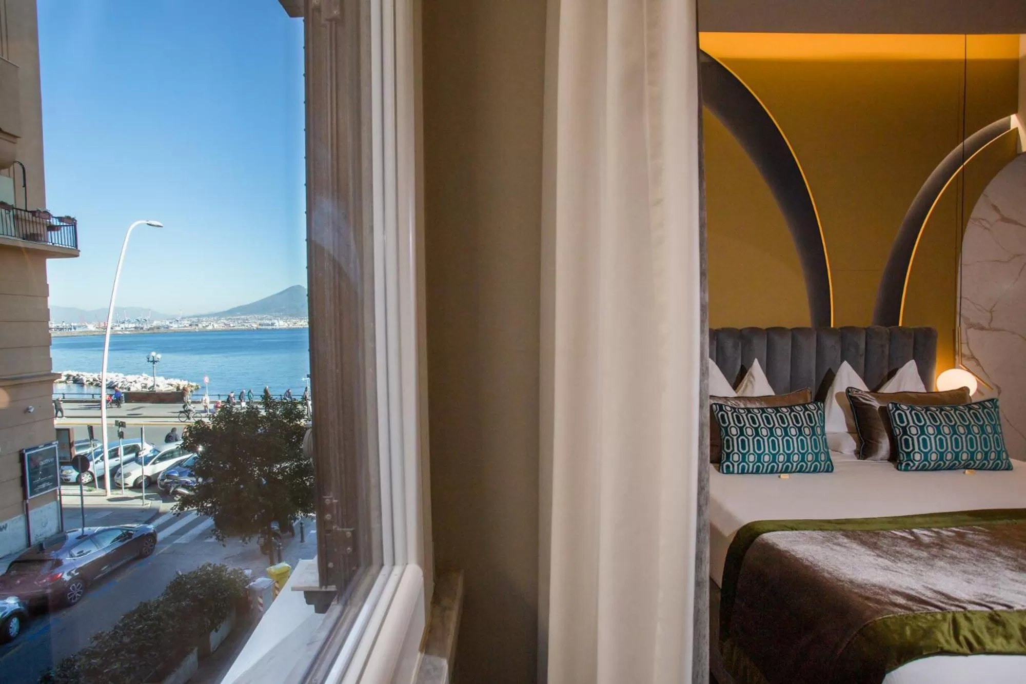 View (from property/room), Bed in Relais sul Mare Boutique Hotel