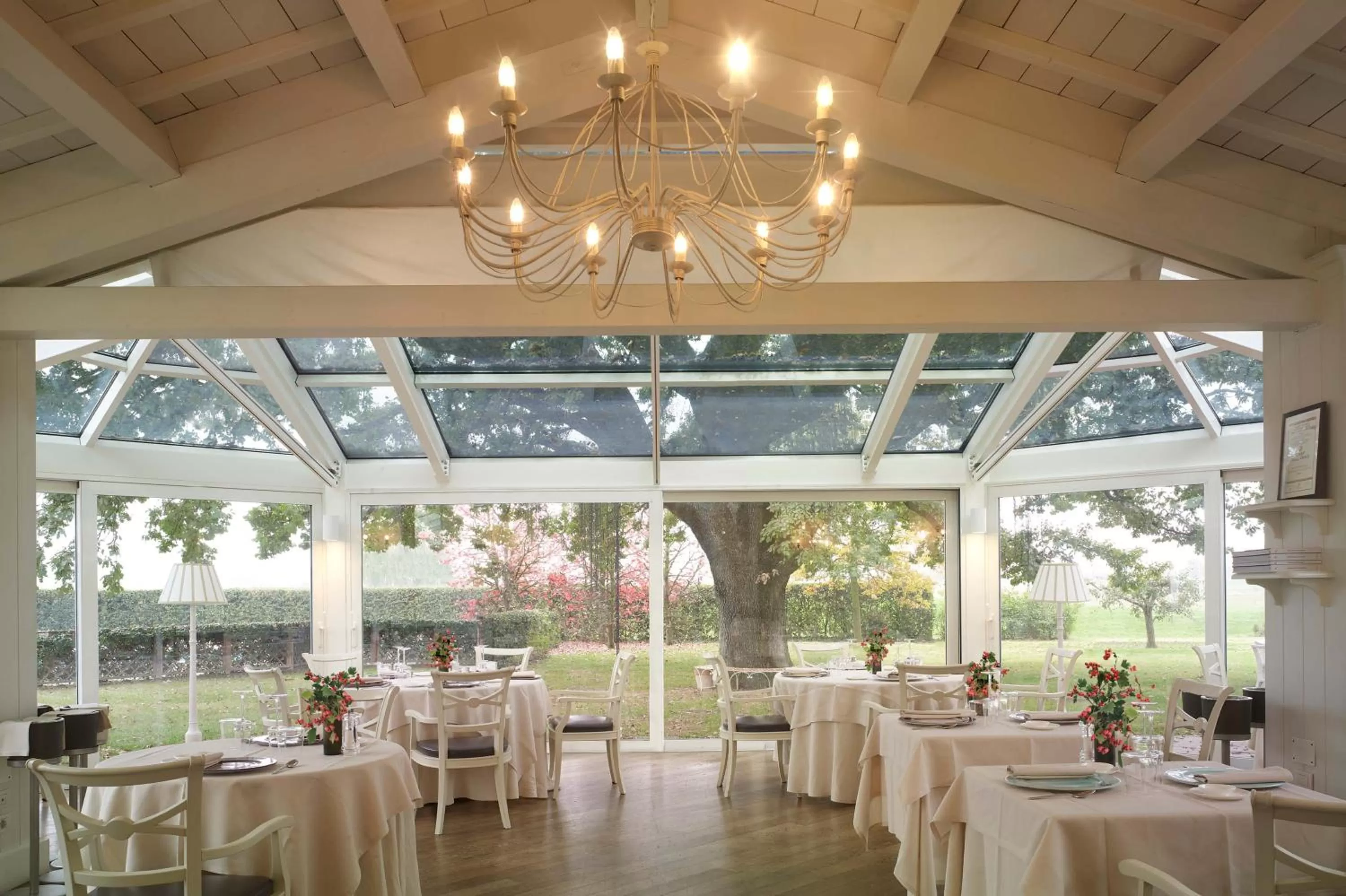 Restaurant/places to eat in Villa Abbondanzi Resort