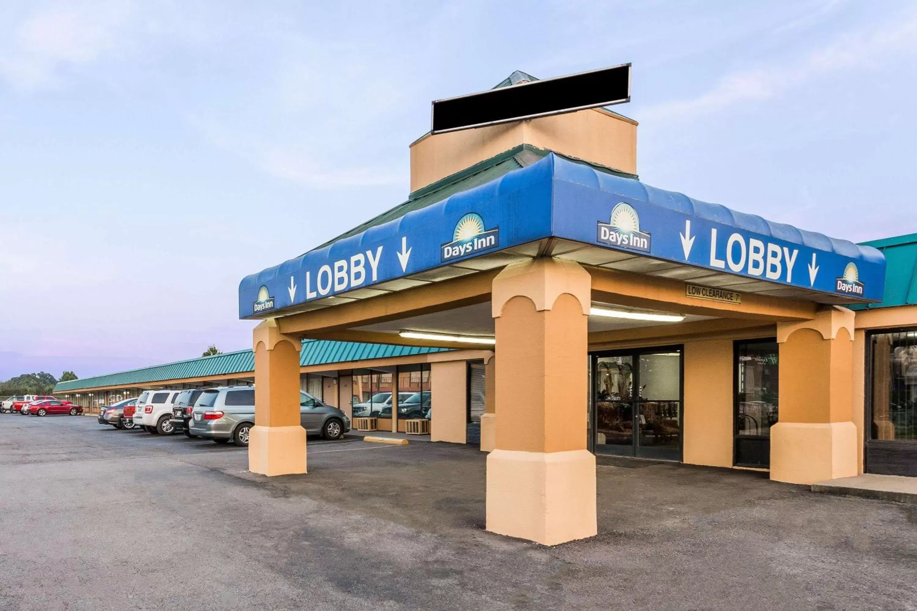 Days Inn by Wyndham Dickson Days Inn by Wyndham Dickson