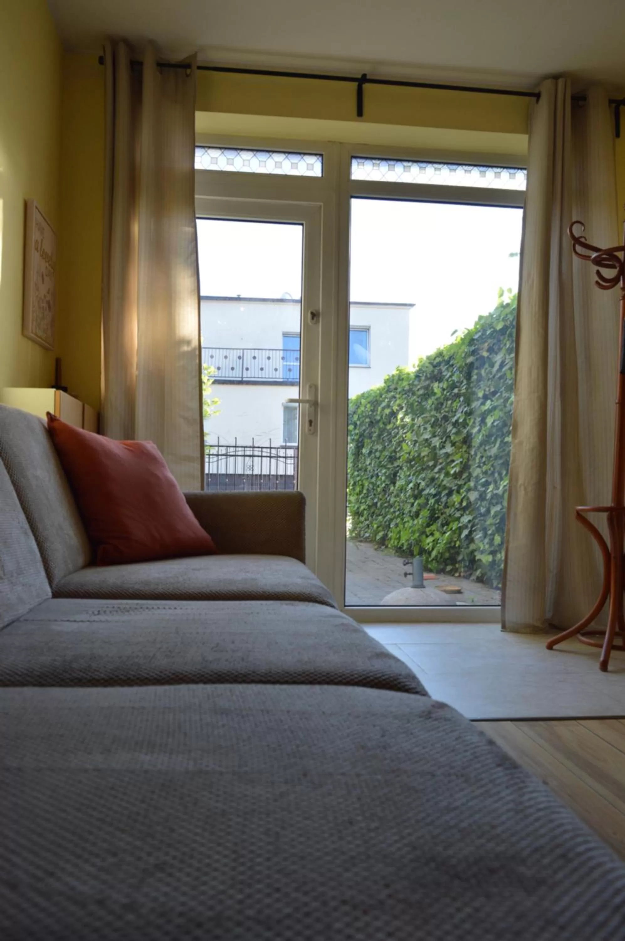 Living room, Bed in Apartament przy Koniu Trojańskim