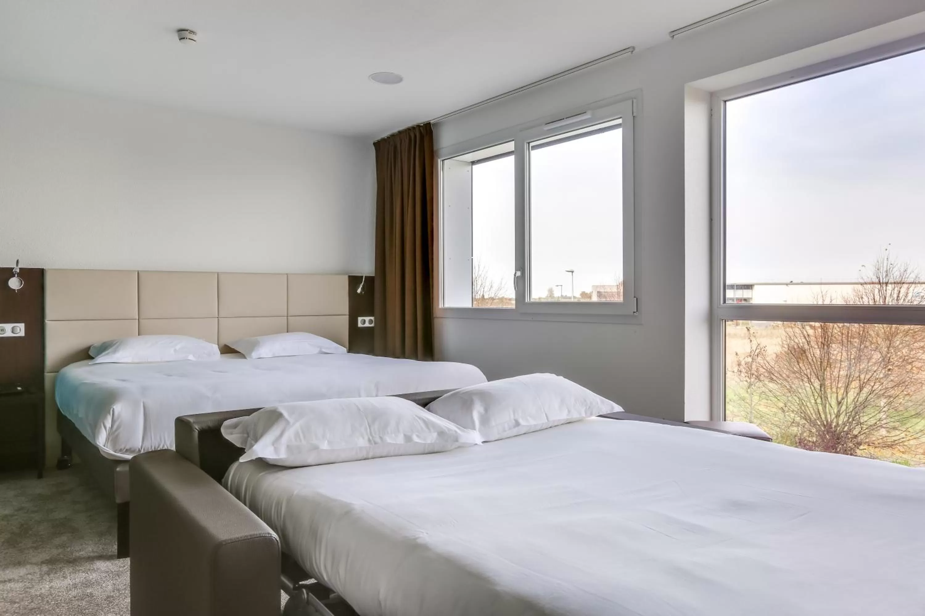 Bed in The Originals City, Hôtel Caen Mémorial