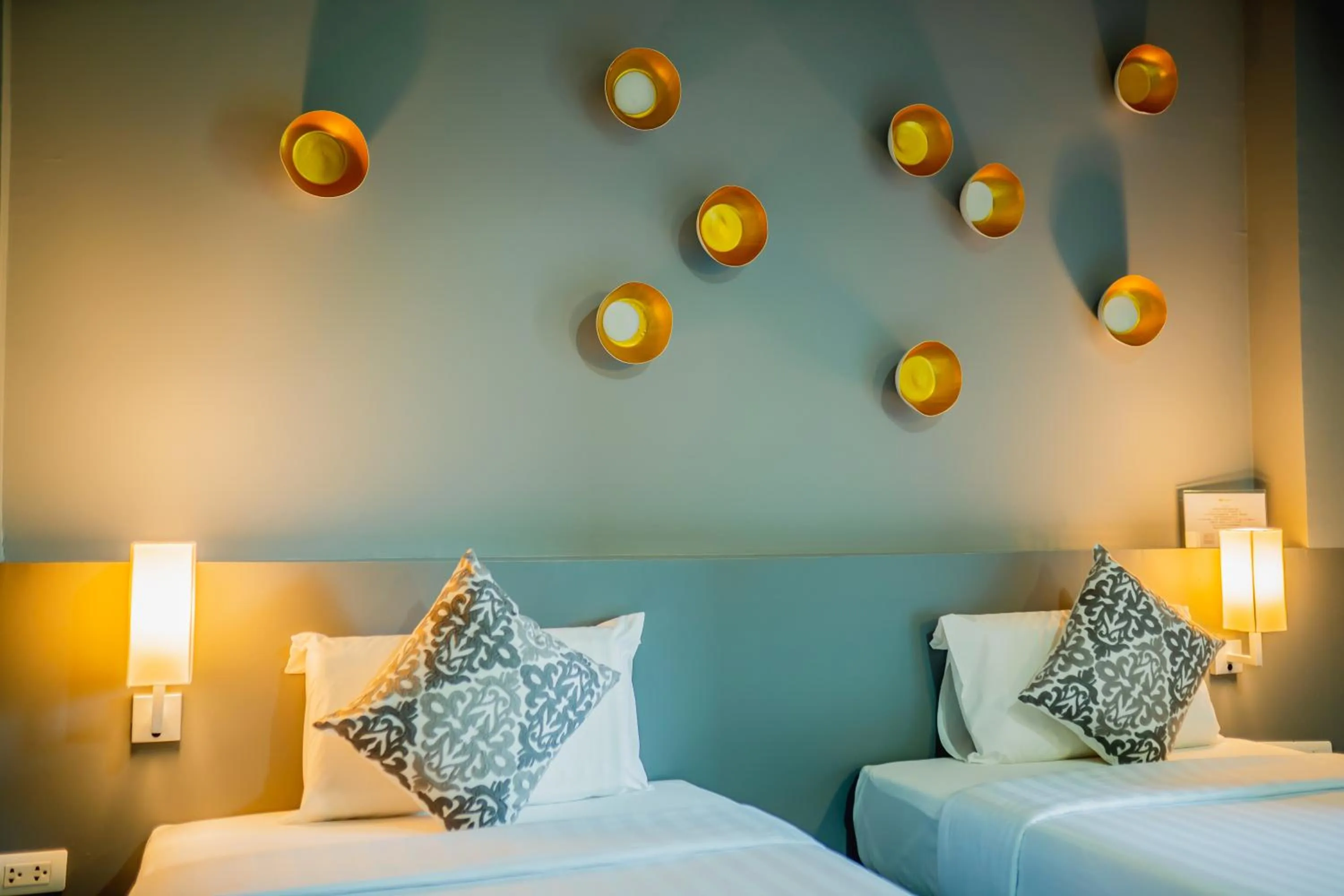 Photo of the whole room, Bed in The Rubber Hotel Phuket