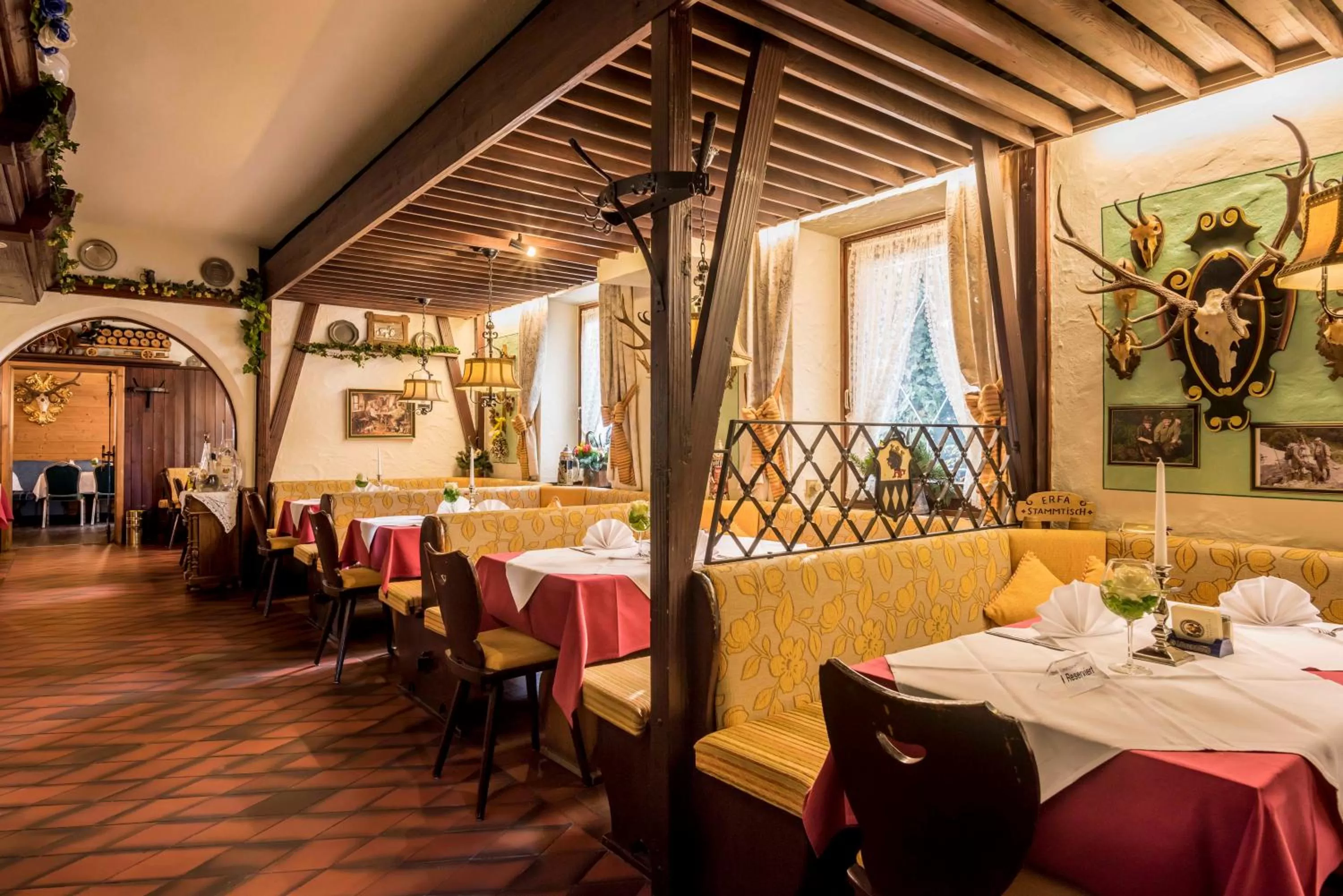 Restaurant/places to eat in Gasthof Neuwirt