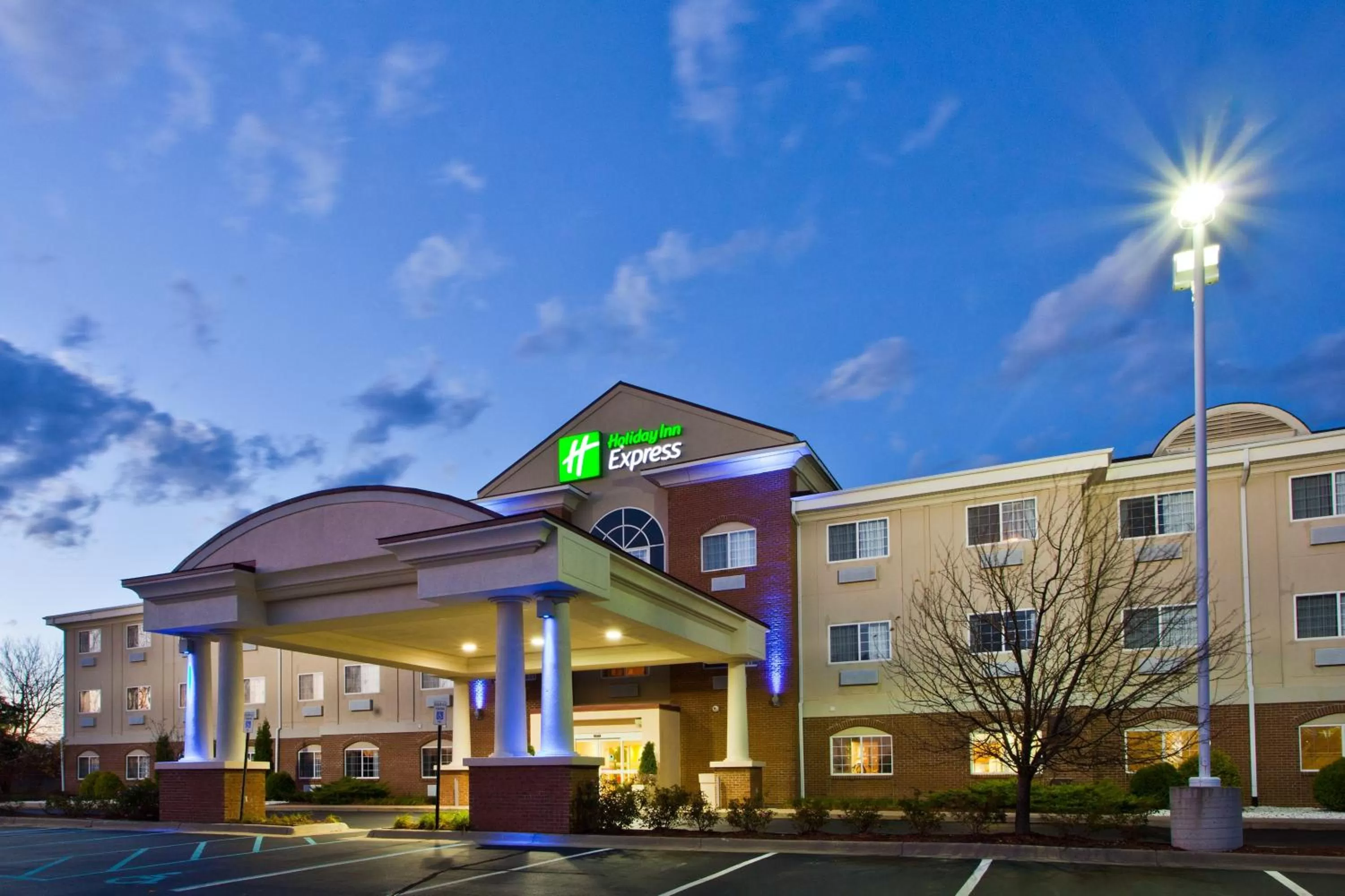 Property building in Holiday Inn Express Hotel & Suites Charlotte by IHG