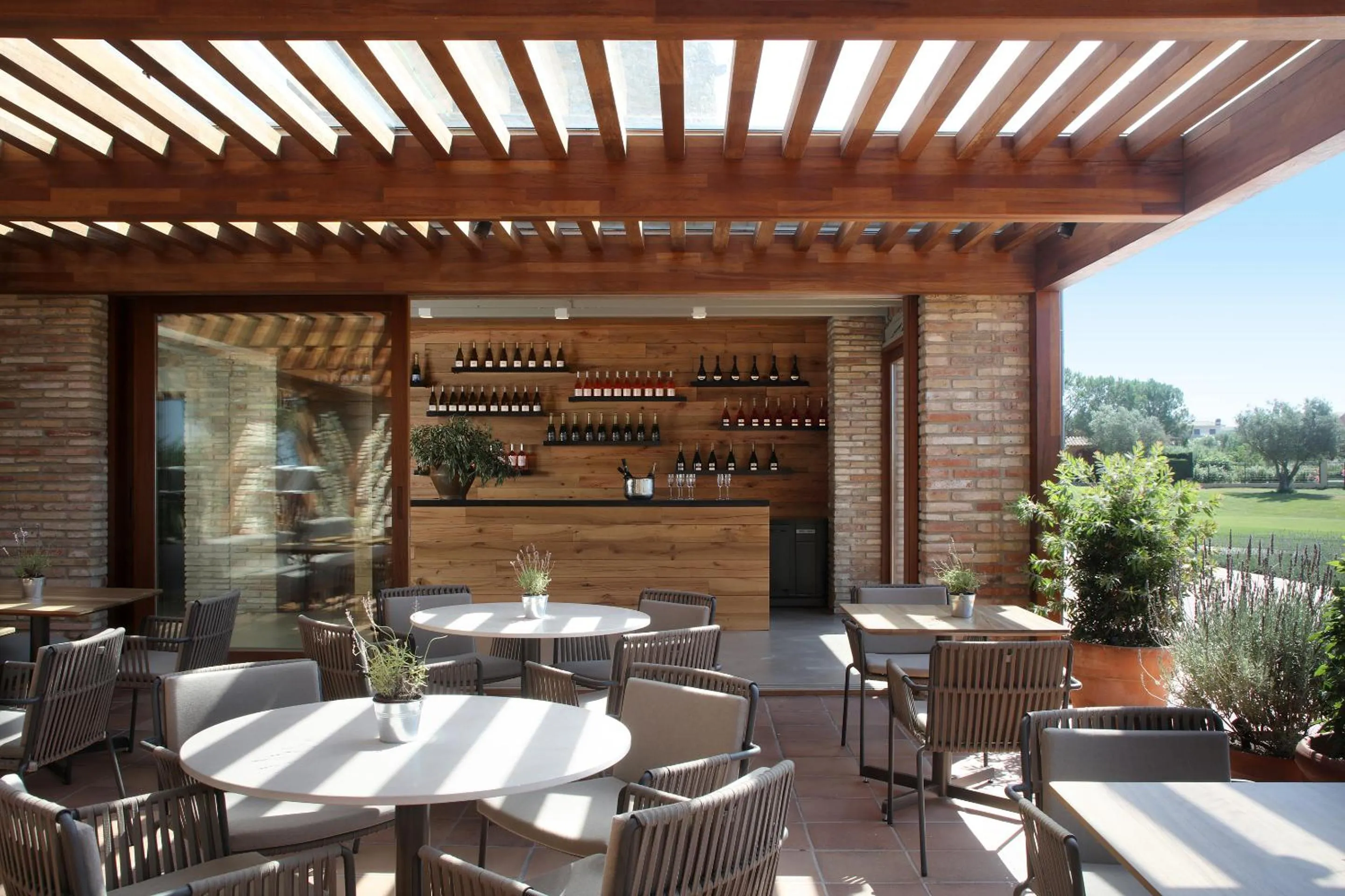Lounge or bar in Hotel Peralada Wine Spa & Golf
