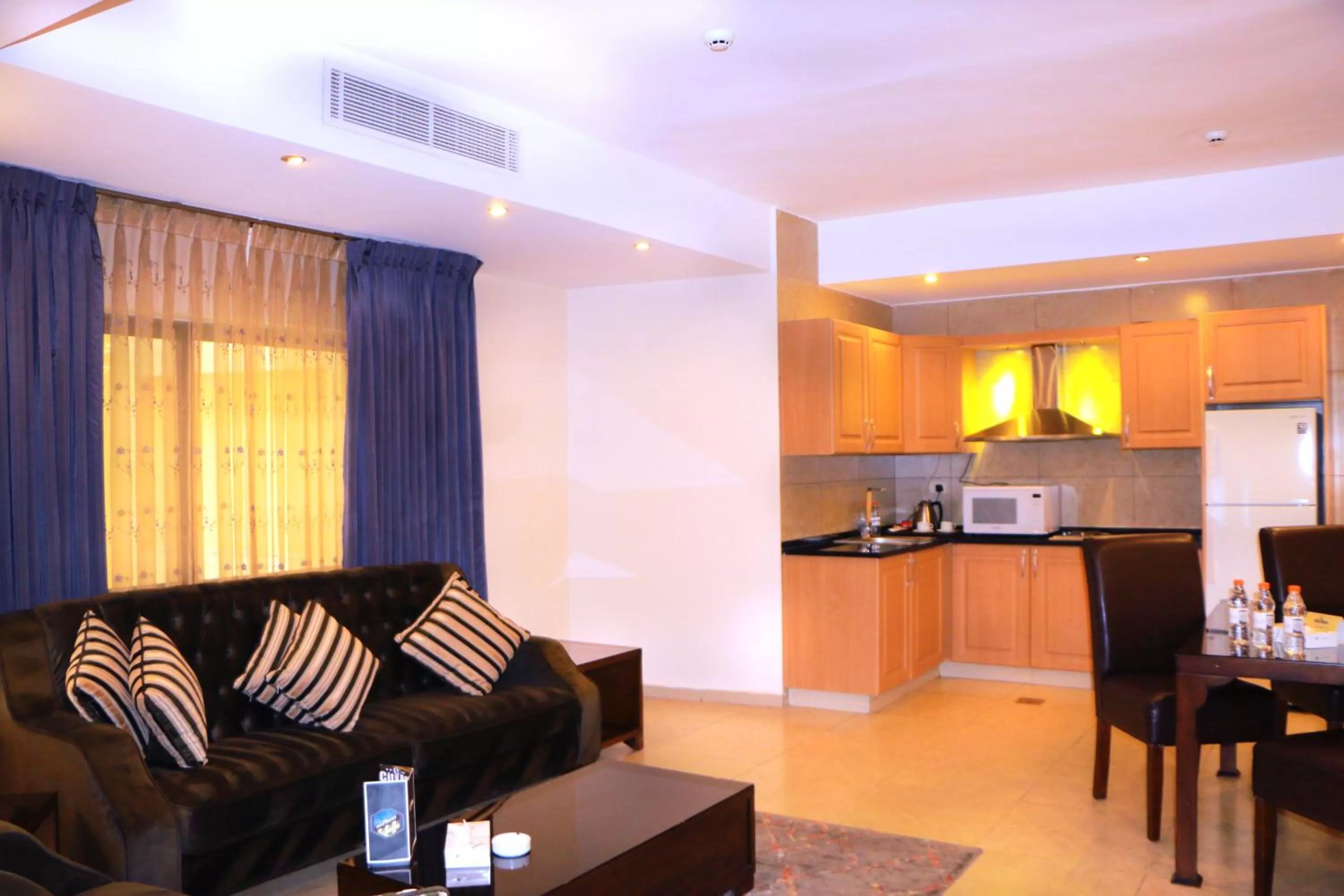 City Rose Hotel Suites