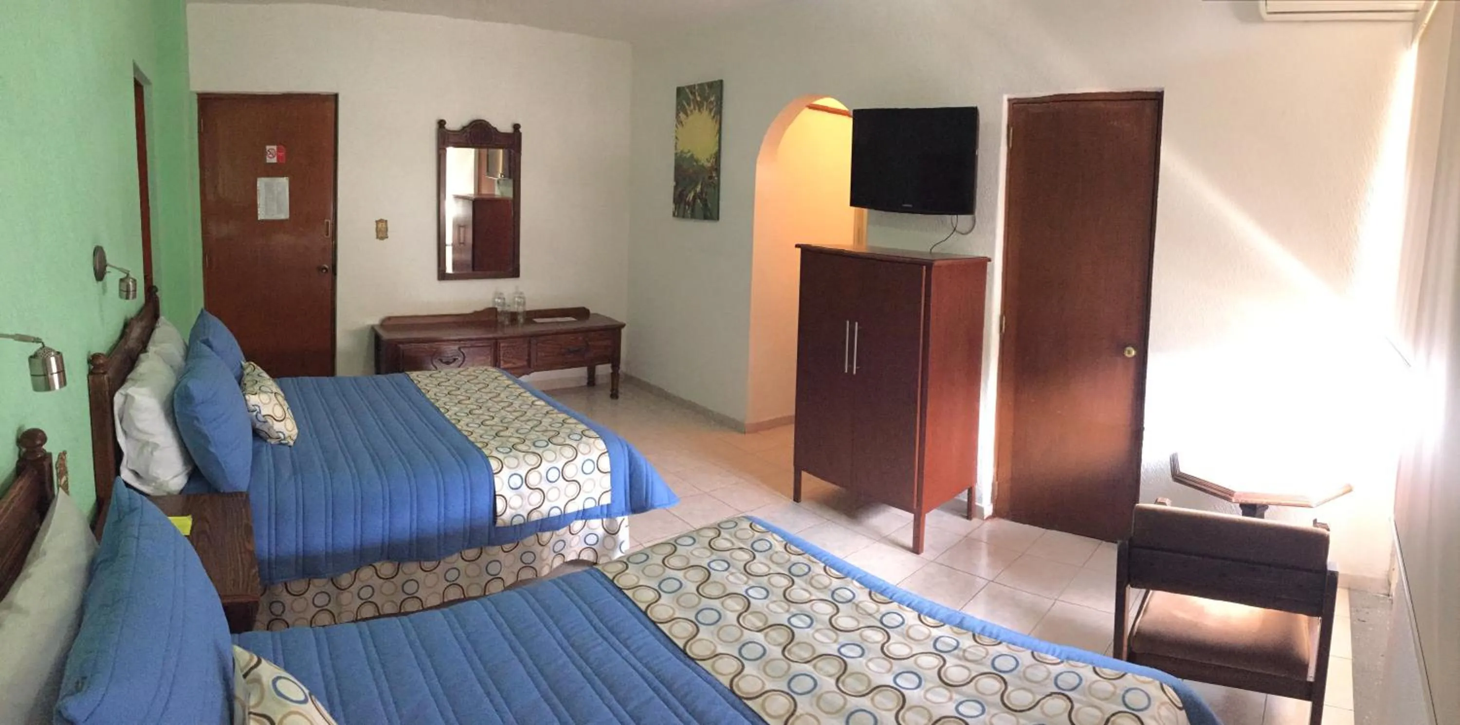 Bed in Hotel Palacio