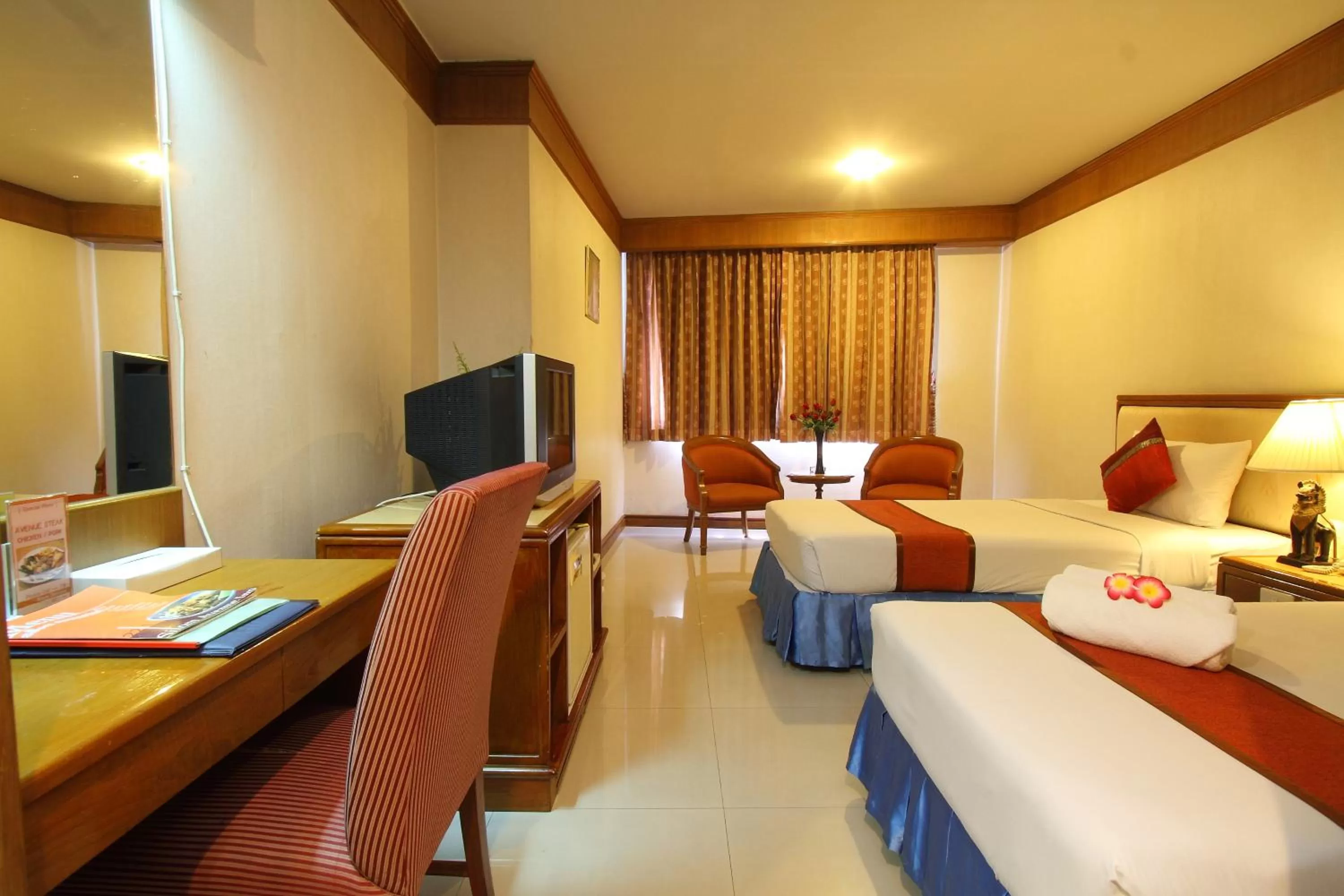 Bed in Silom Avenue Inn