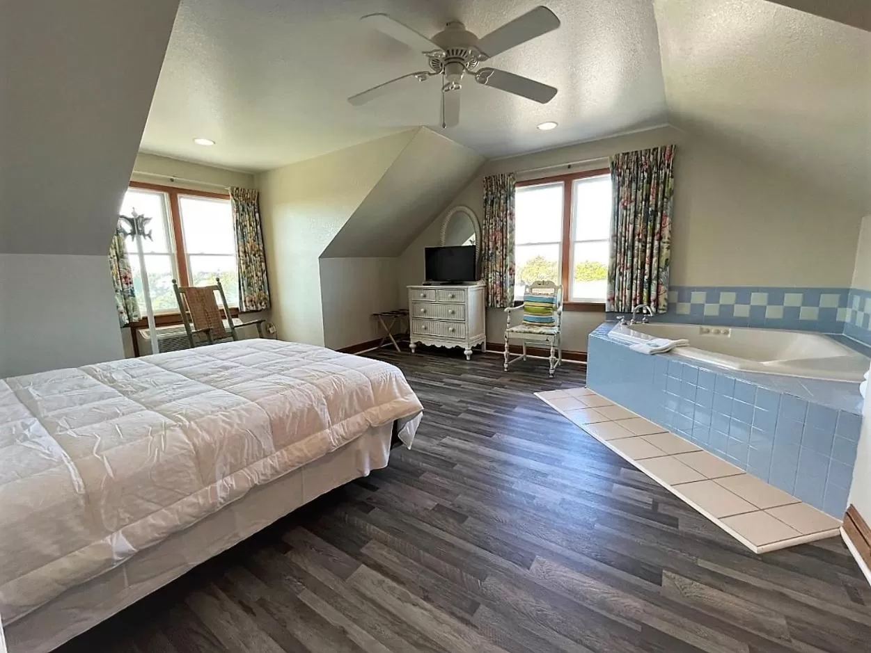 Bed in Pony Island Inn