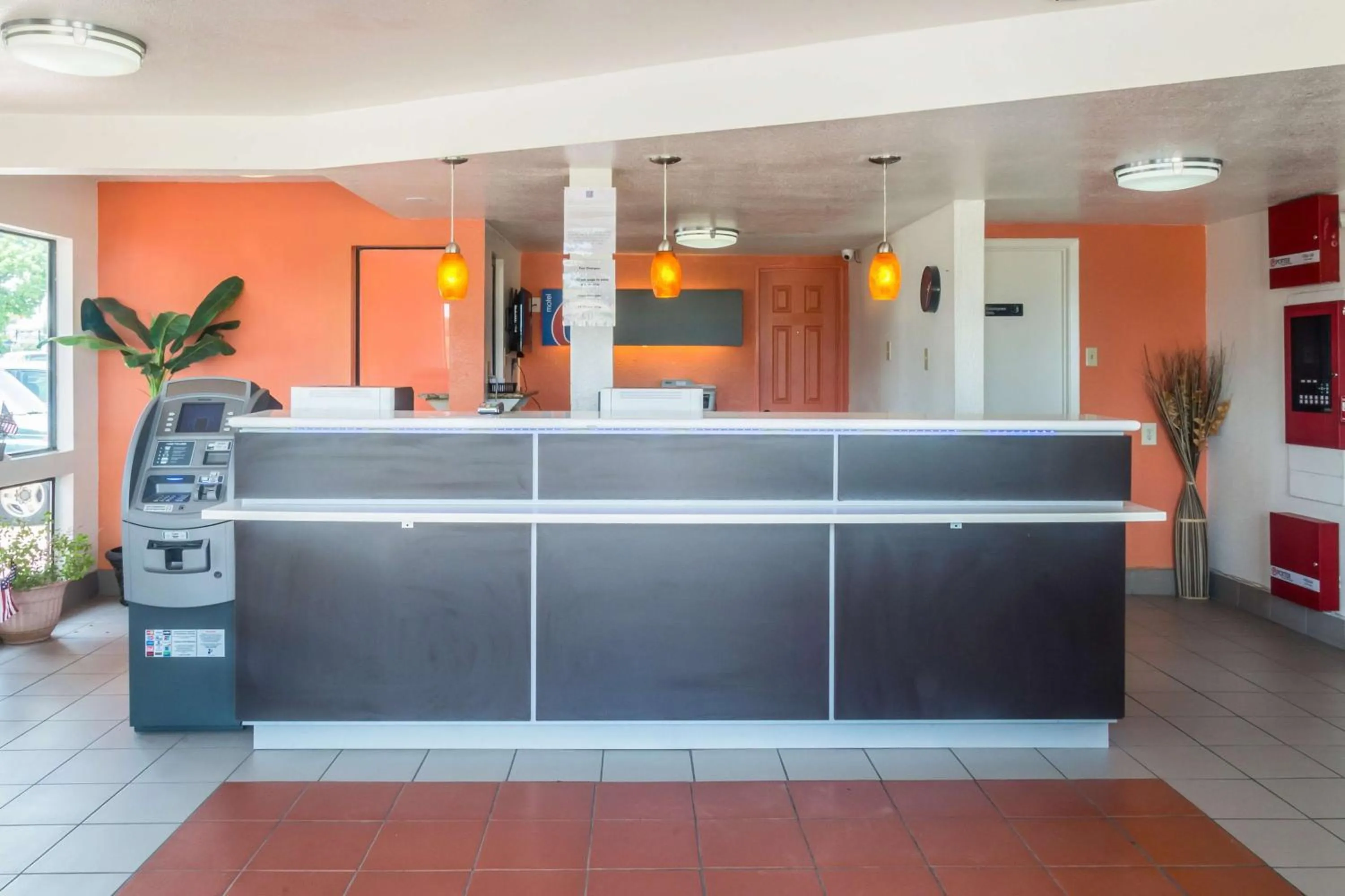 Communal lounge/ TV room in Motel 6-Mesquite, TX - Rodeo - Convention Ctr